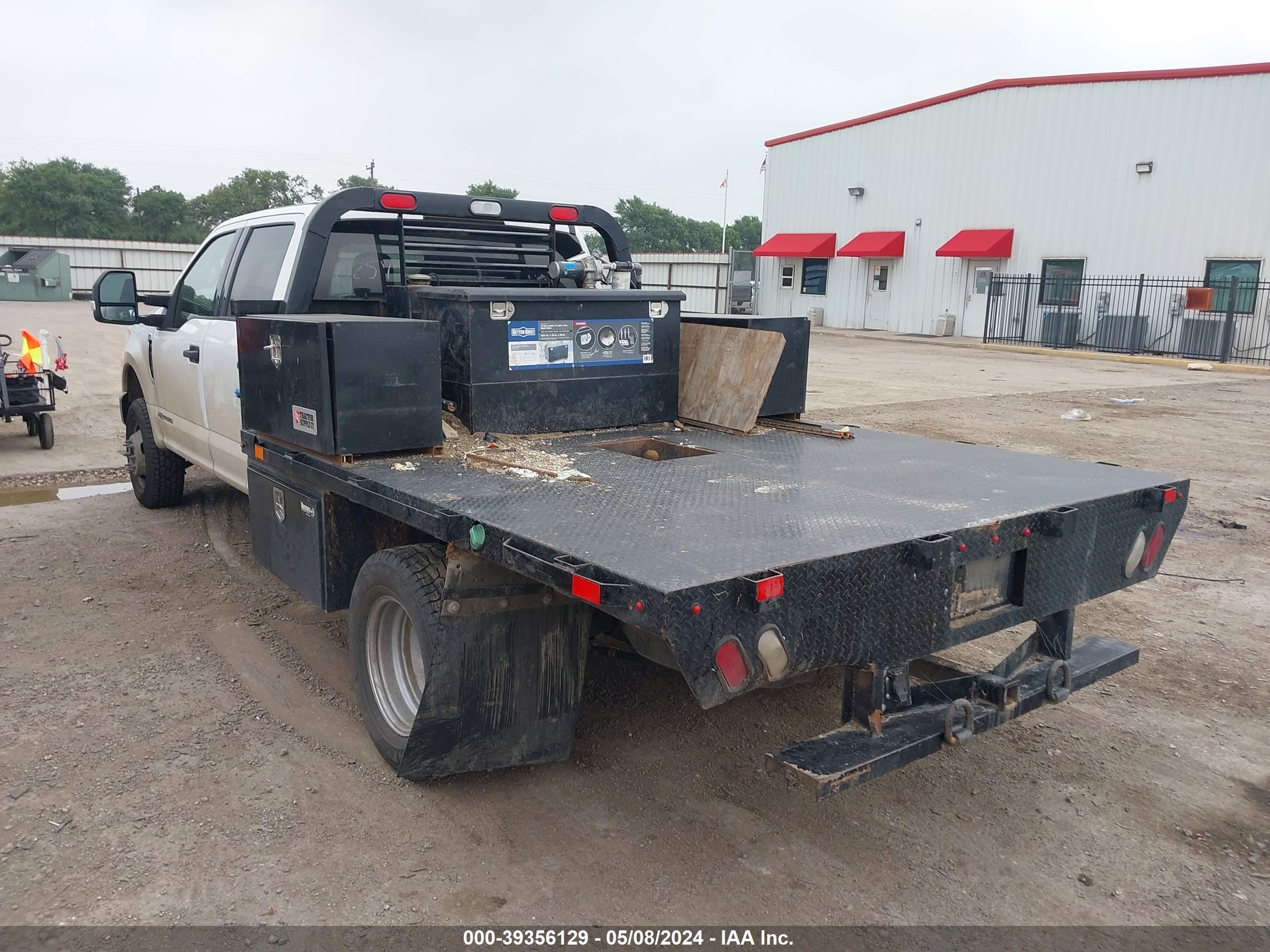 Photo 2 VIN: 1FD8W3HT2NEE58257 - FORD F350 