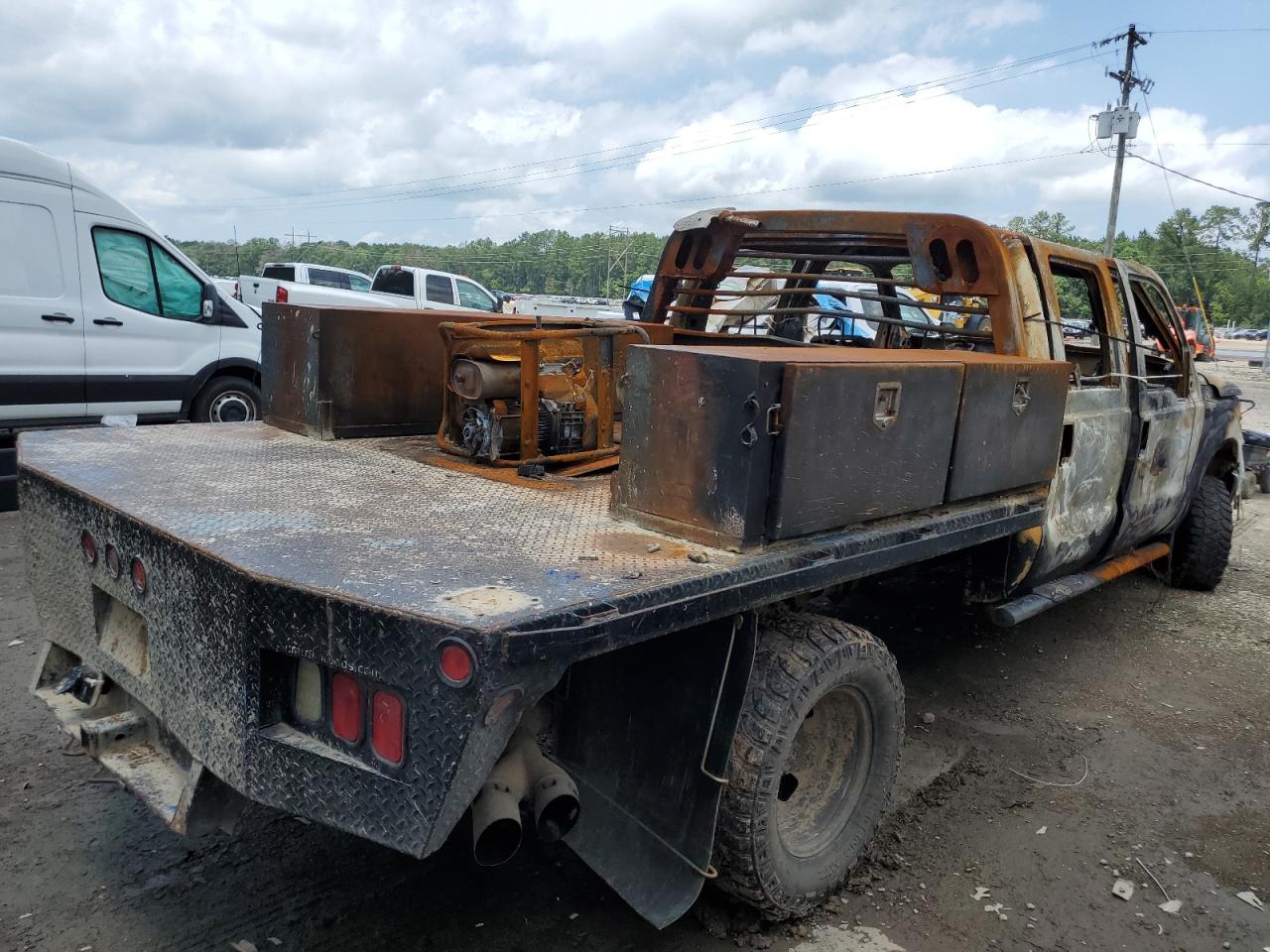 Photo 2 VIN: 1FD8W3HT8CED04343 - FORD F350 