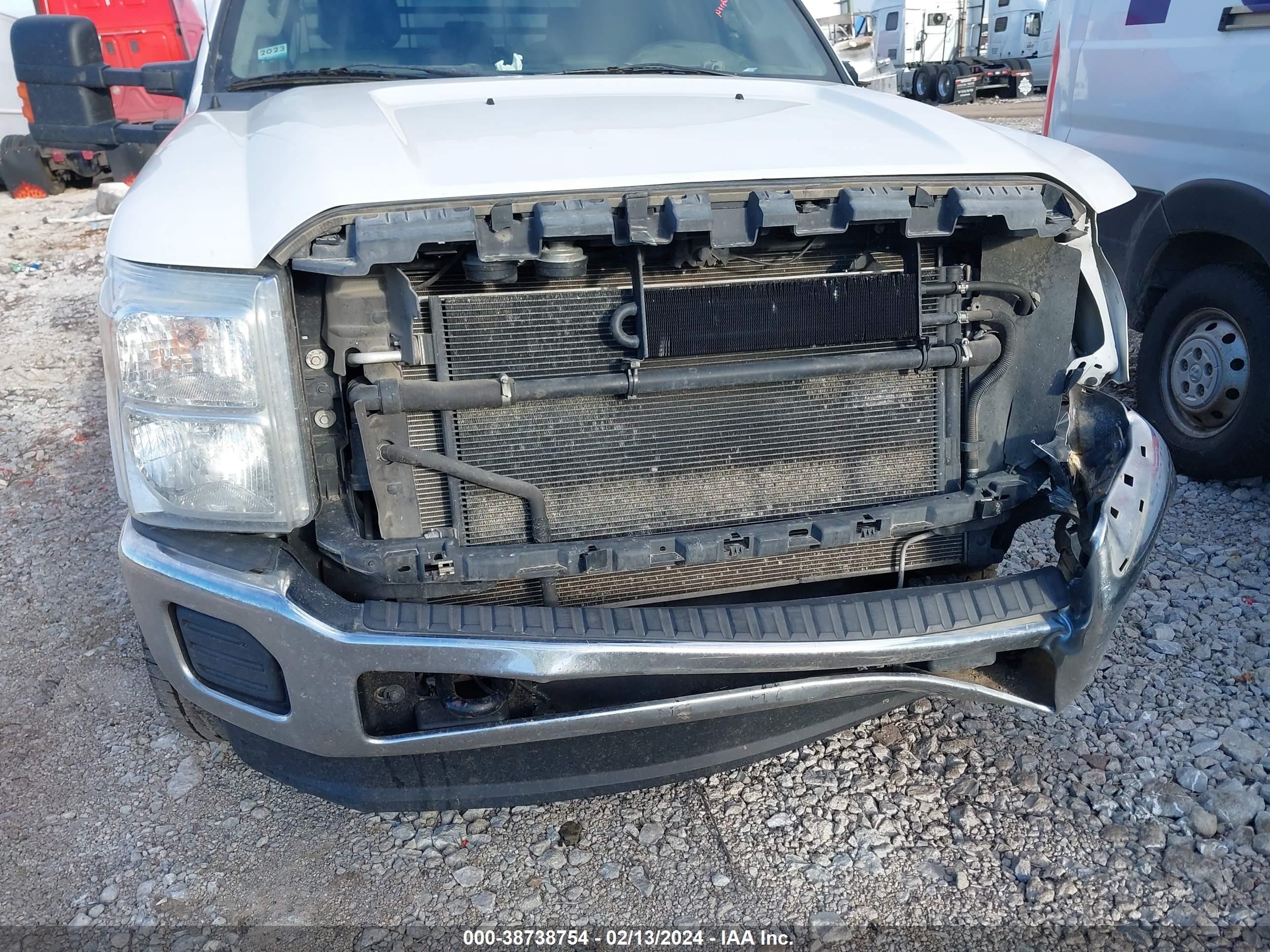 Photo 13 VIN: 1FD8W3HT9CEA87353 - FORD F350 