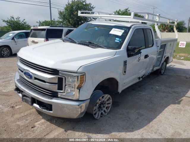 Photo 1 VIN: 1FD8X3A64KEG80991 - FORD F-350 