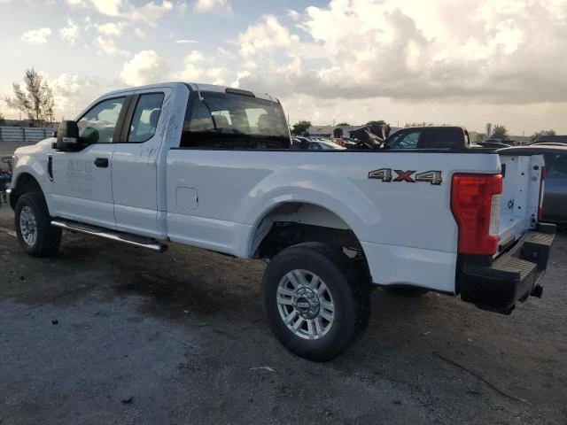 Photo 1 VIN: 1FD8X3B63HEB81428 - FORD F350 SUPER 