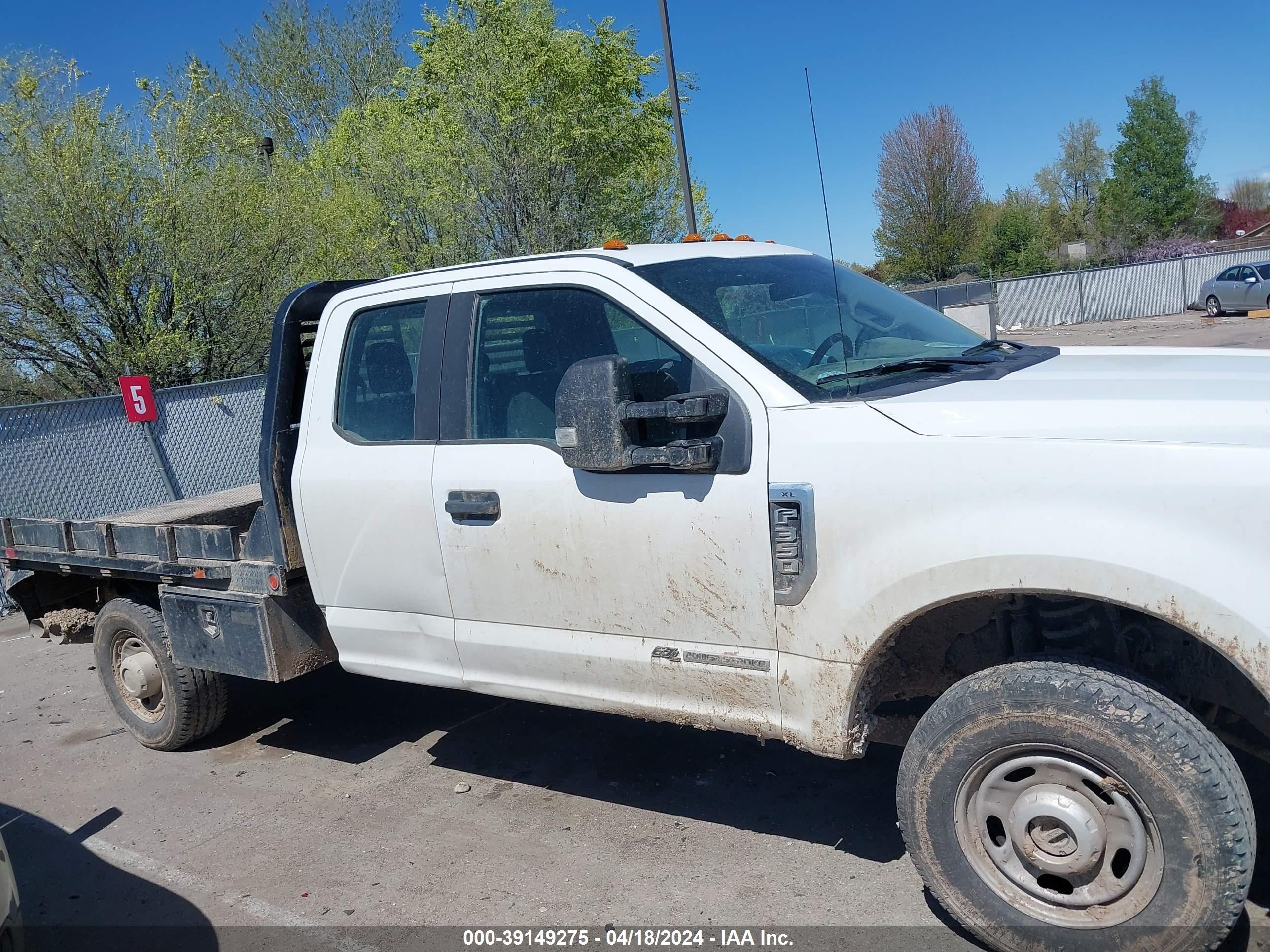 Photo 12 VIN: 1FD8X3BT1KED71189 - FORD F350 