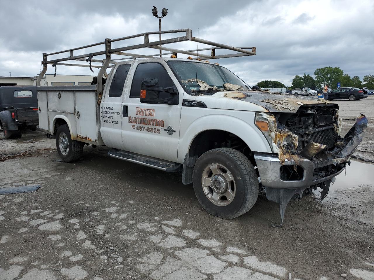 Photo 3 VIN: 1FD8X3FT1FED73427 - FORD F350 