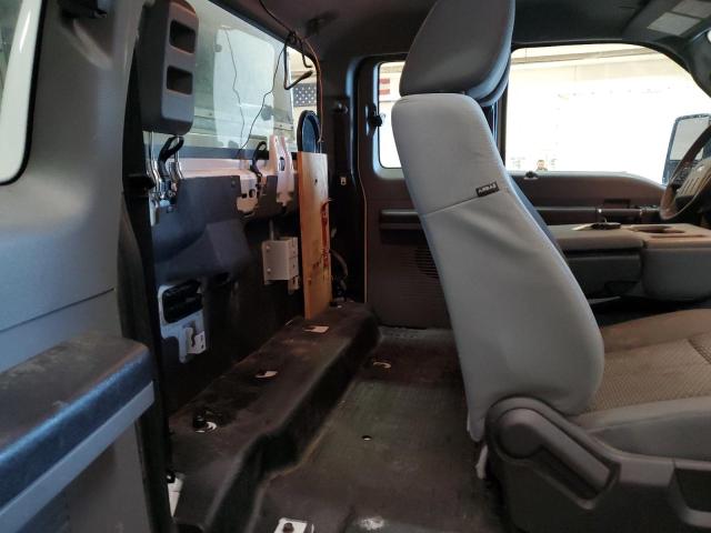 Photo 9 VIN: 1FD8X3H6XGED13171 - FORD F350 