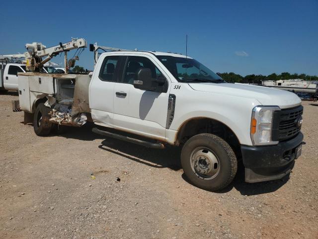 Photo 3 VIN: 1FD8X3HN1PED03569 - FORD F350 