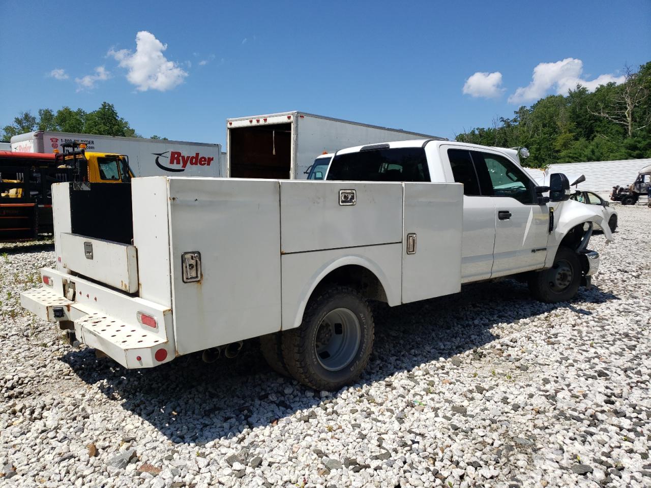 Photo 2 VIN: 1FD8X3HT9KED73649 - FORD F350 