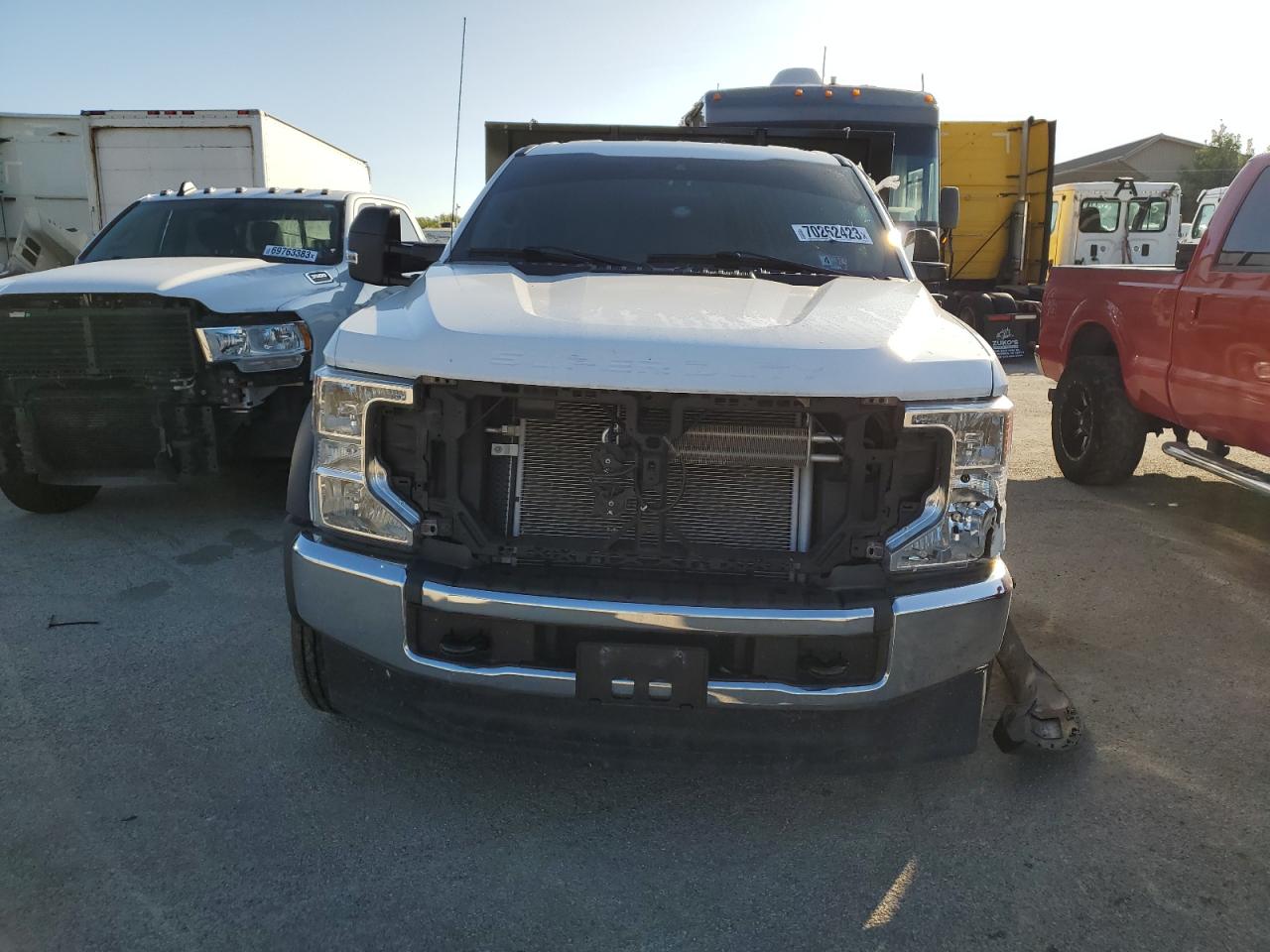 Photo 4 VIN: 1FD9X4HN7MED58453 - FORD F450 