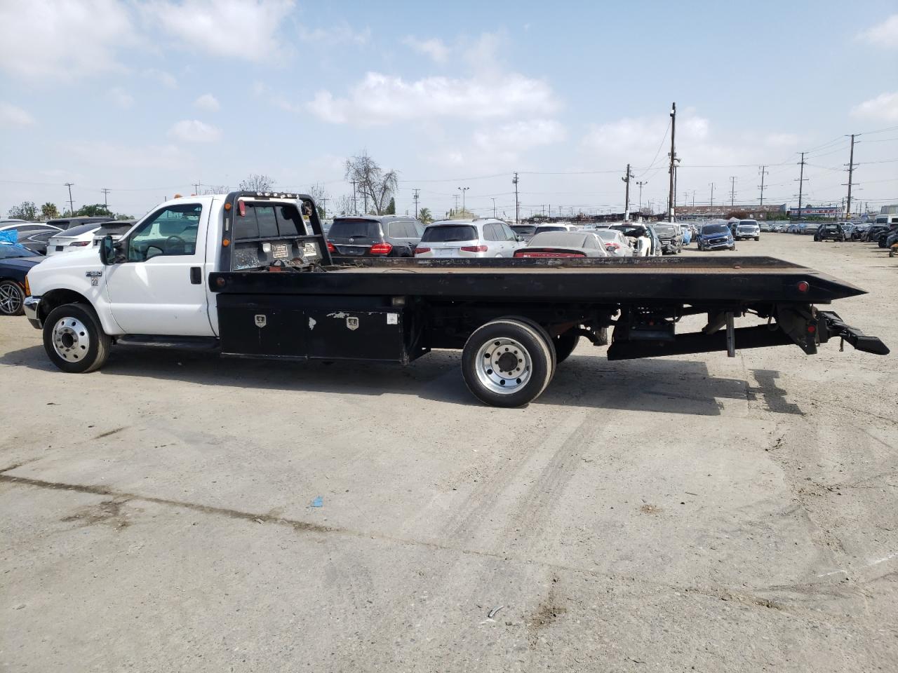 Photo 1 VIN: 1FDAF56F2XEB93952 - FORD F550 