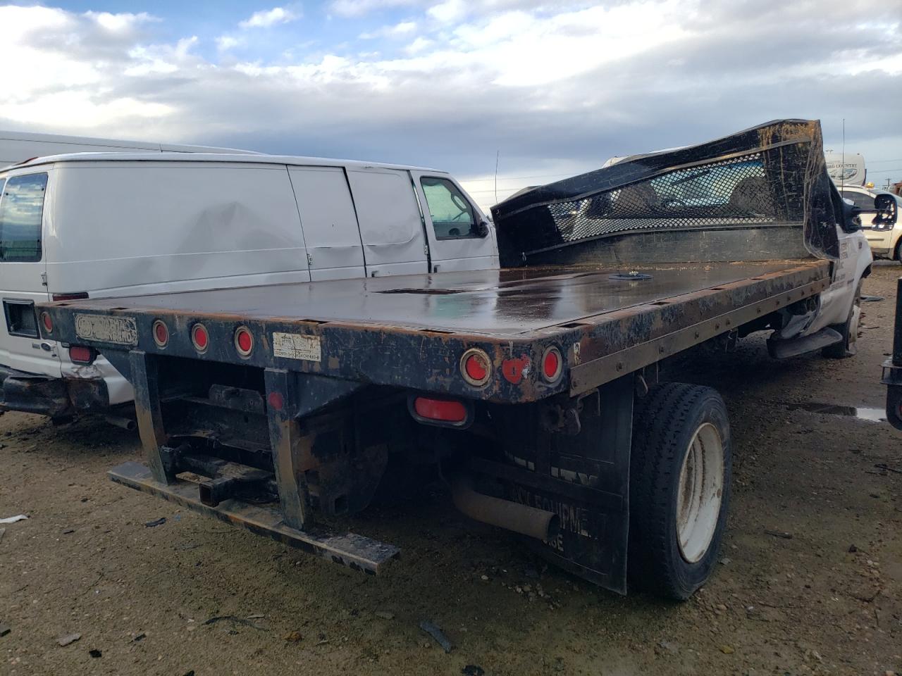 Photo 3 VIN: 1FDAF56F3XEE09226 - FORD F550 