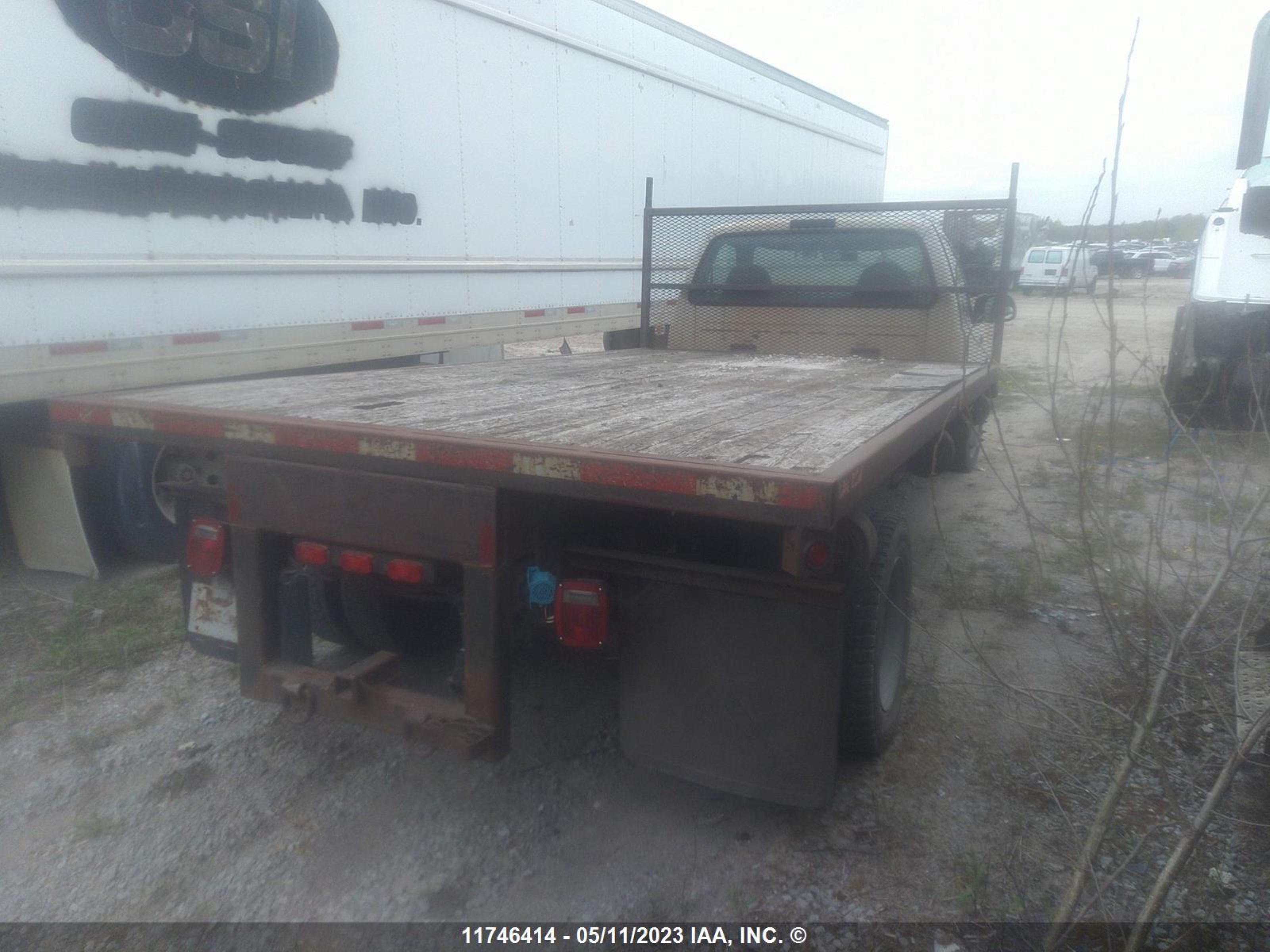 Photo 3 VIN: 1FDAF56F8XEC49389 - FORD F550 