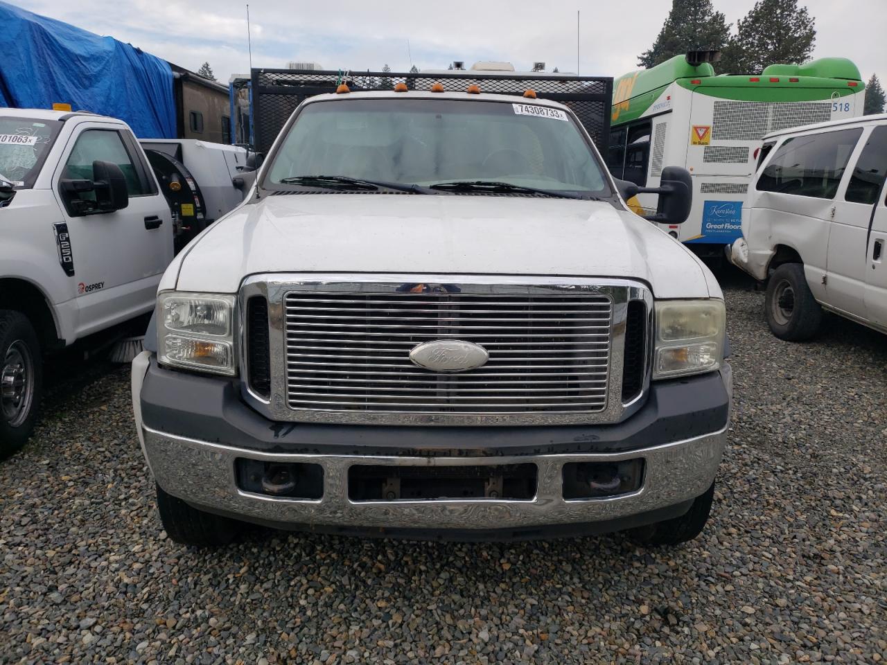 Photo 4 VIN: 1FDAF56P87EA28609 - FORD F550 