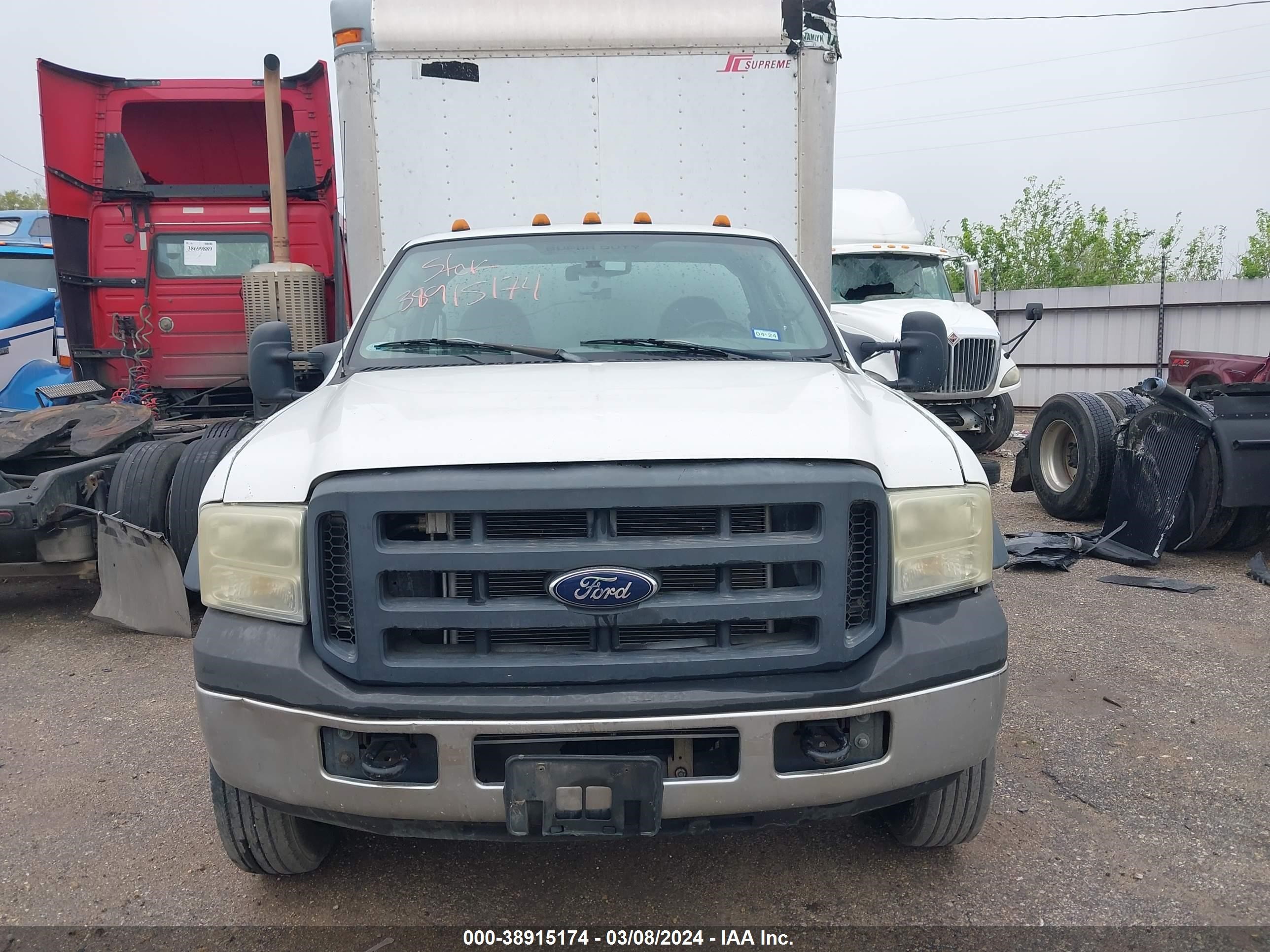 Photo 11 VIN: 1FDAF56P87EB49365 - FORD F550 