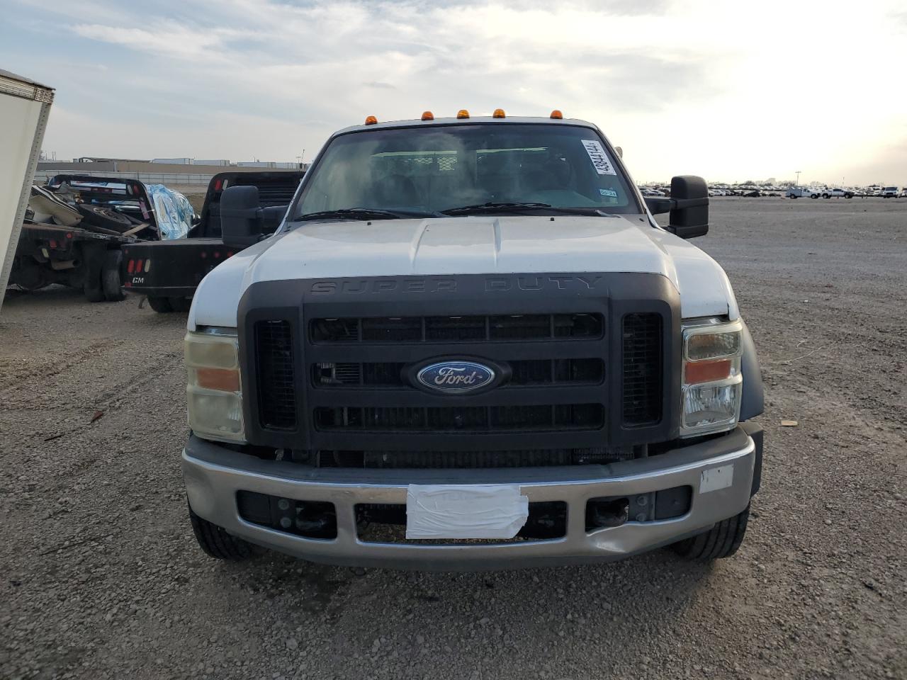 Photo 4 VIN: 1FDAF56R48EA50898 - FORD F550 