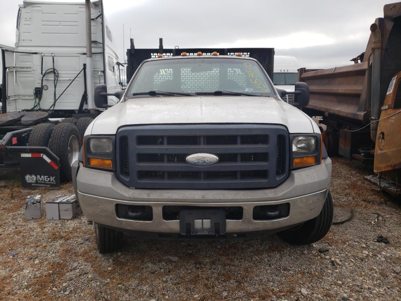 Photo 4 VIN: 1FDAF56Y56EA02461 - FORD F550 