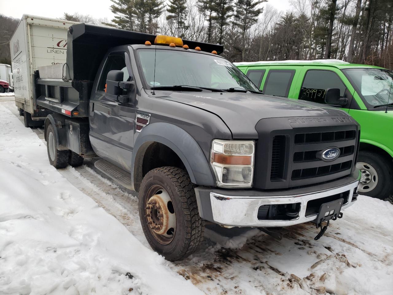 Photo 3 VIN: 1FDAF57R48ED81026 - FORD F550 