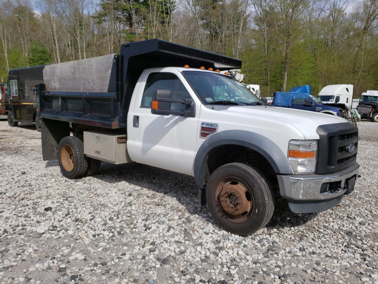 Photo 3 VIN: 1FDAF57RX9EA91925 - FORD F550 