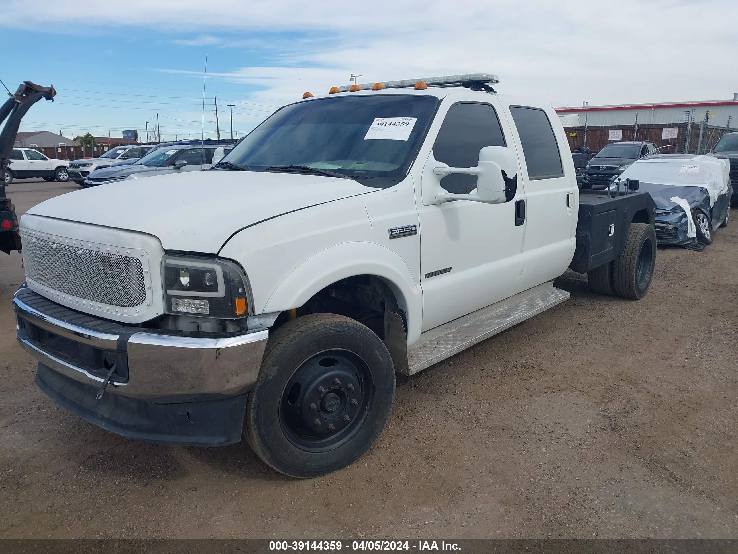 Photo 1 VIN: 1FDAW57F21EC04650 - FORD F550 