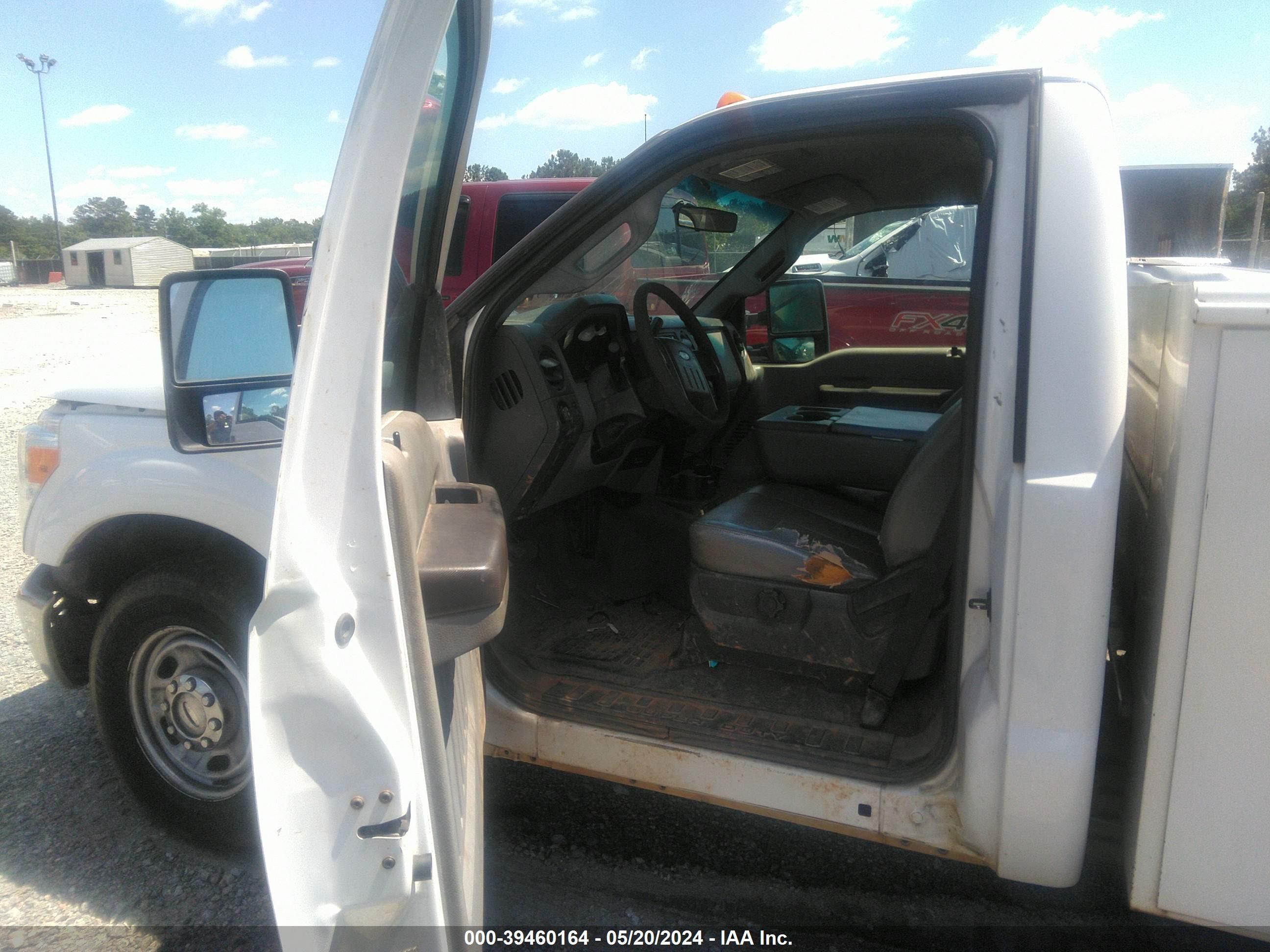 Photo 18 VIN: 1FDBF2A68CEA93696 - FORD F250 