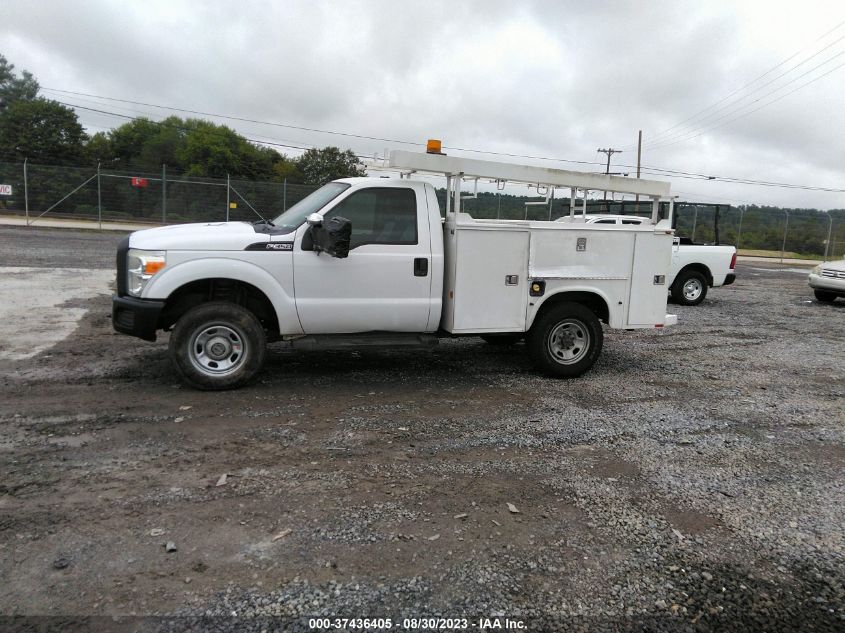 Photo 1 VIN: 1FDBF3B68CEC73541 - FORD F350 