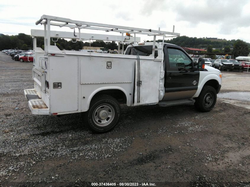 Photo 3 VIN: 1FDBF3B68CEC73541 - FORD F350 