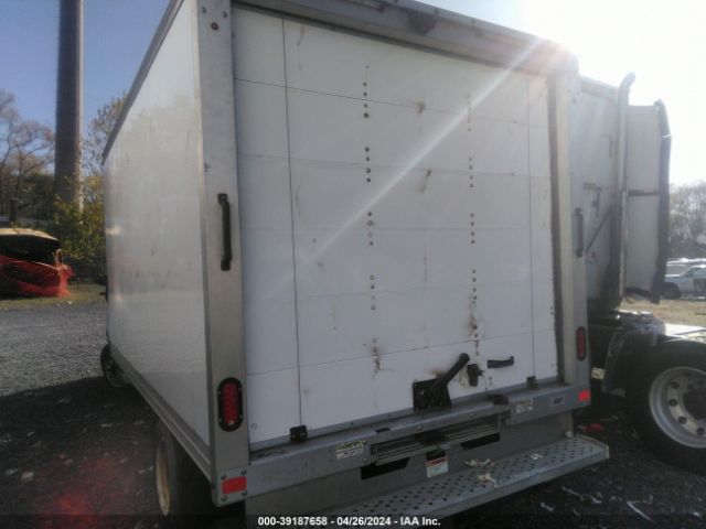 Photo 2 VIN: 1FDBF8ZM5JKA99640 - FORD TRANSIT-350 CAB 