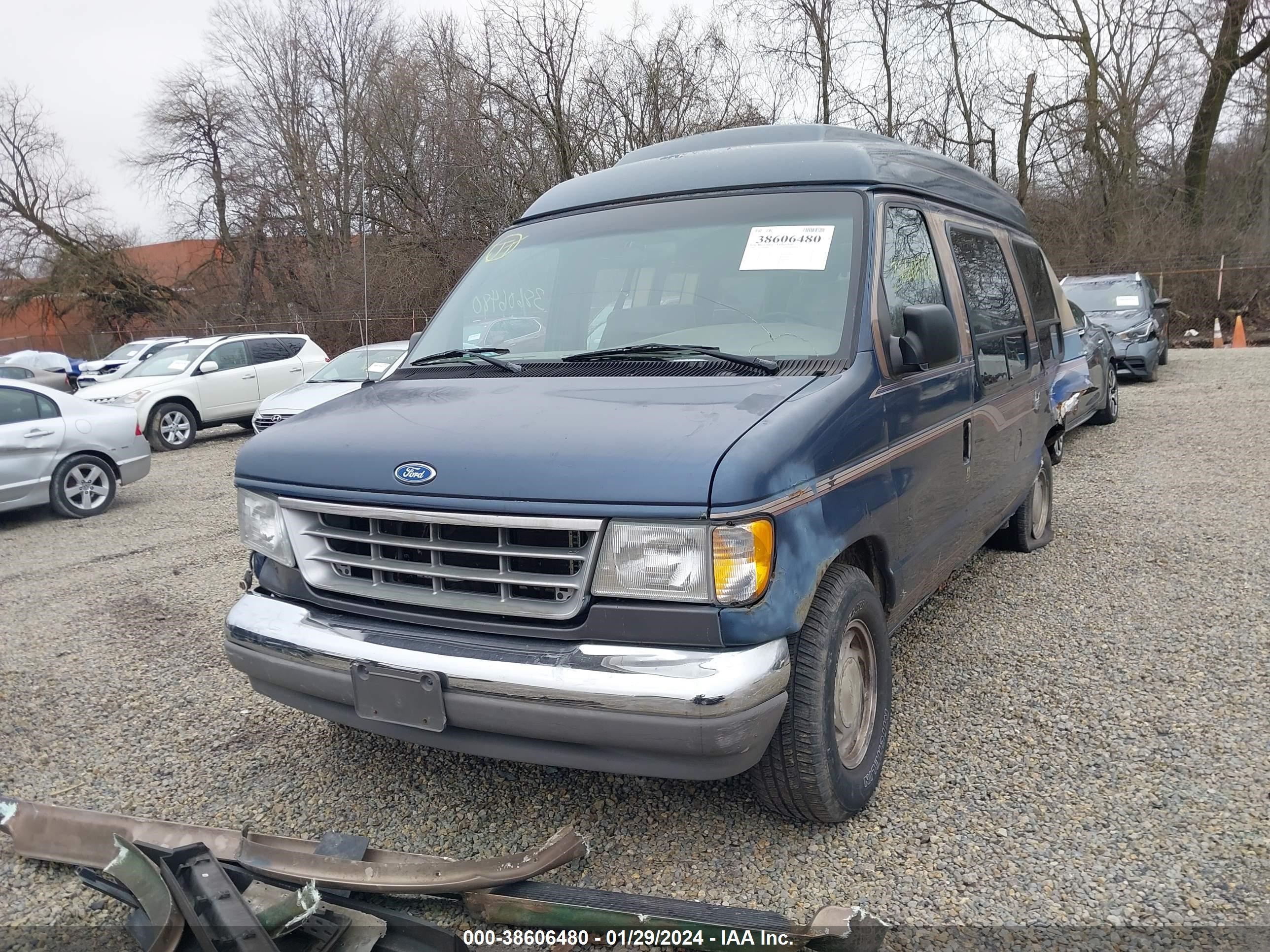 Photo 1 VIN: 1FDEE14H1THB63366 - FORD ECONOLINE 