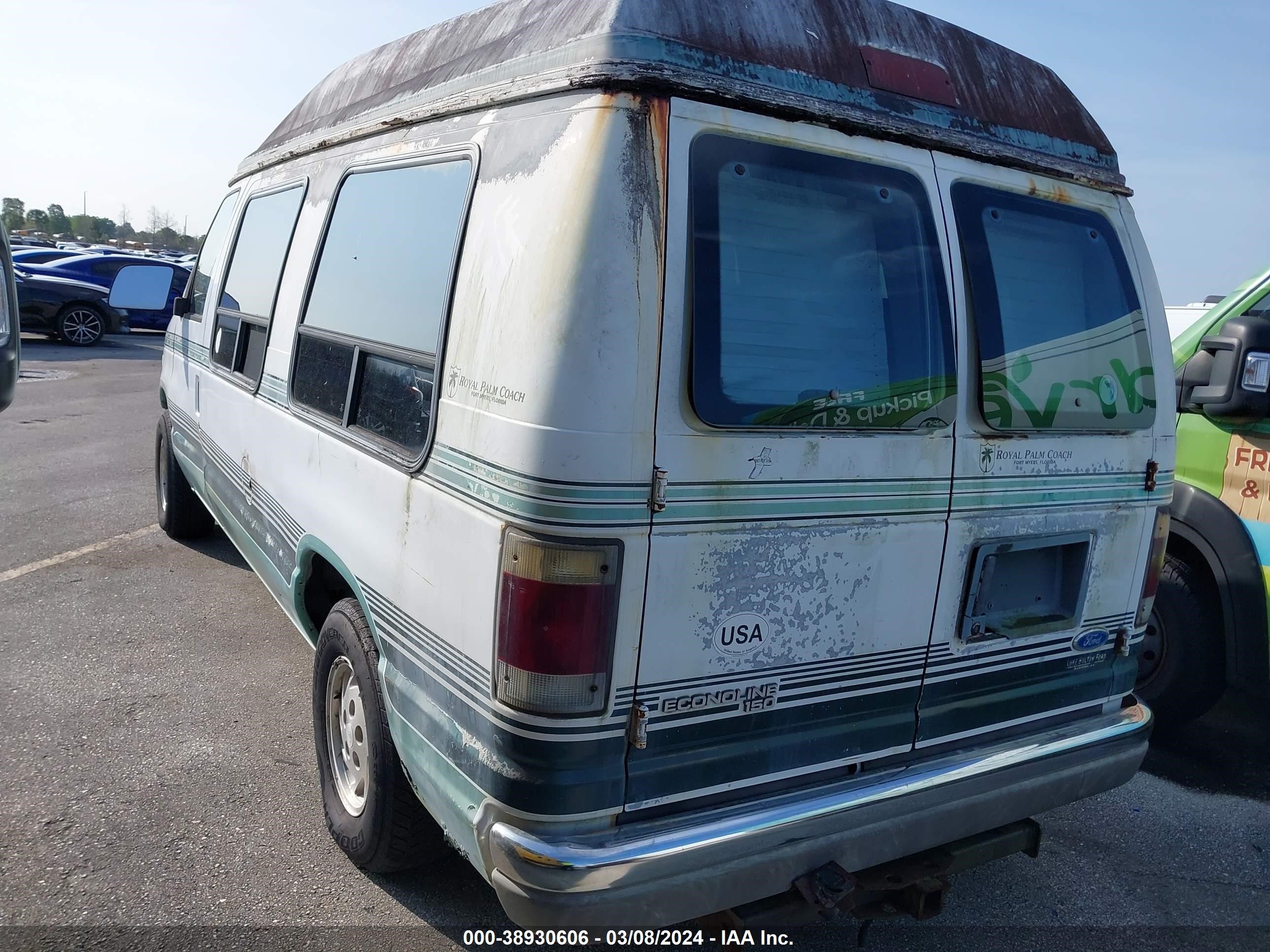 Photo 2 VIN: 1FDEE14H7NHA74761 - FORD ECONOLINE 