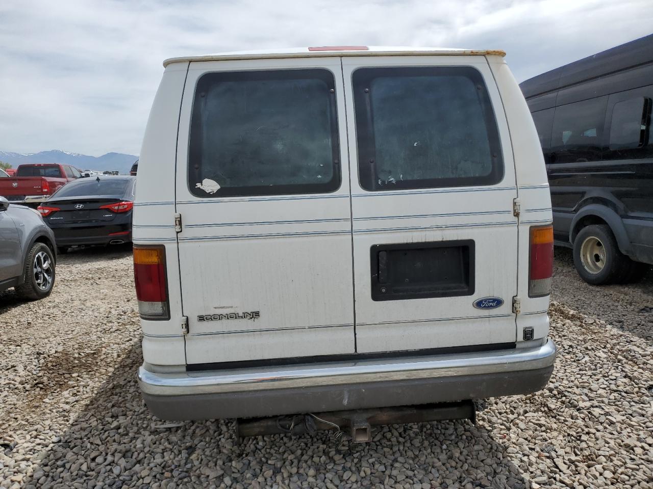 Photo 5 VIN: 1FDEE14HXRHA51299 - FORD ECONOLINE 