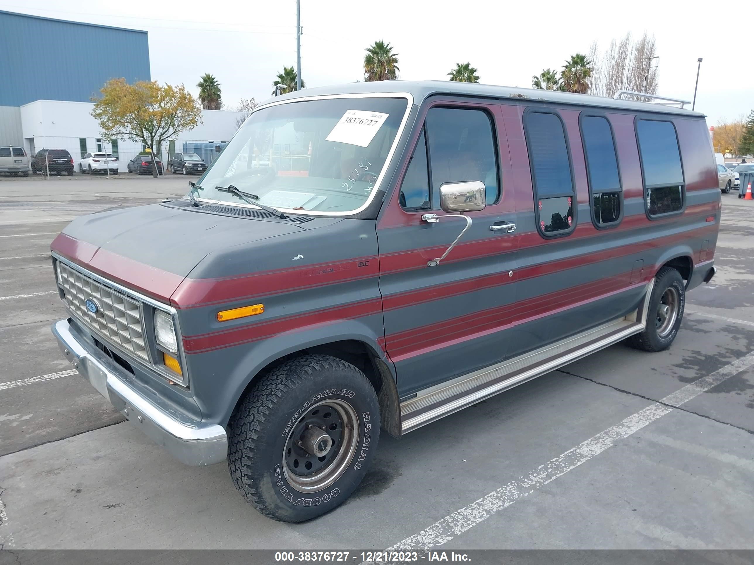 Photo 1 VIN: 1FDEE14N2HHA01582 - FORD ECONOLINE 