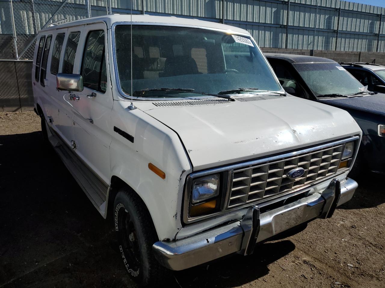 Photo 3 VIN: 1FDEE14NXJHB09860 - FORD ECONOLINE 