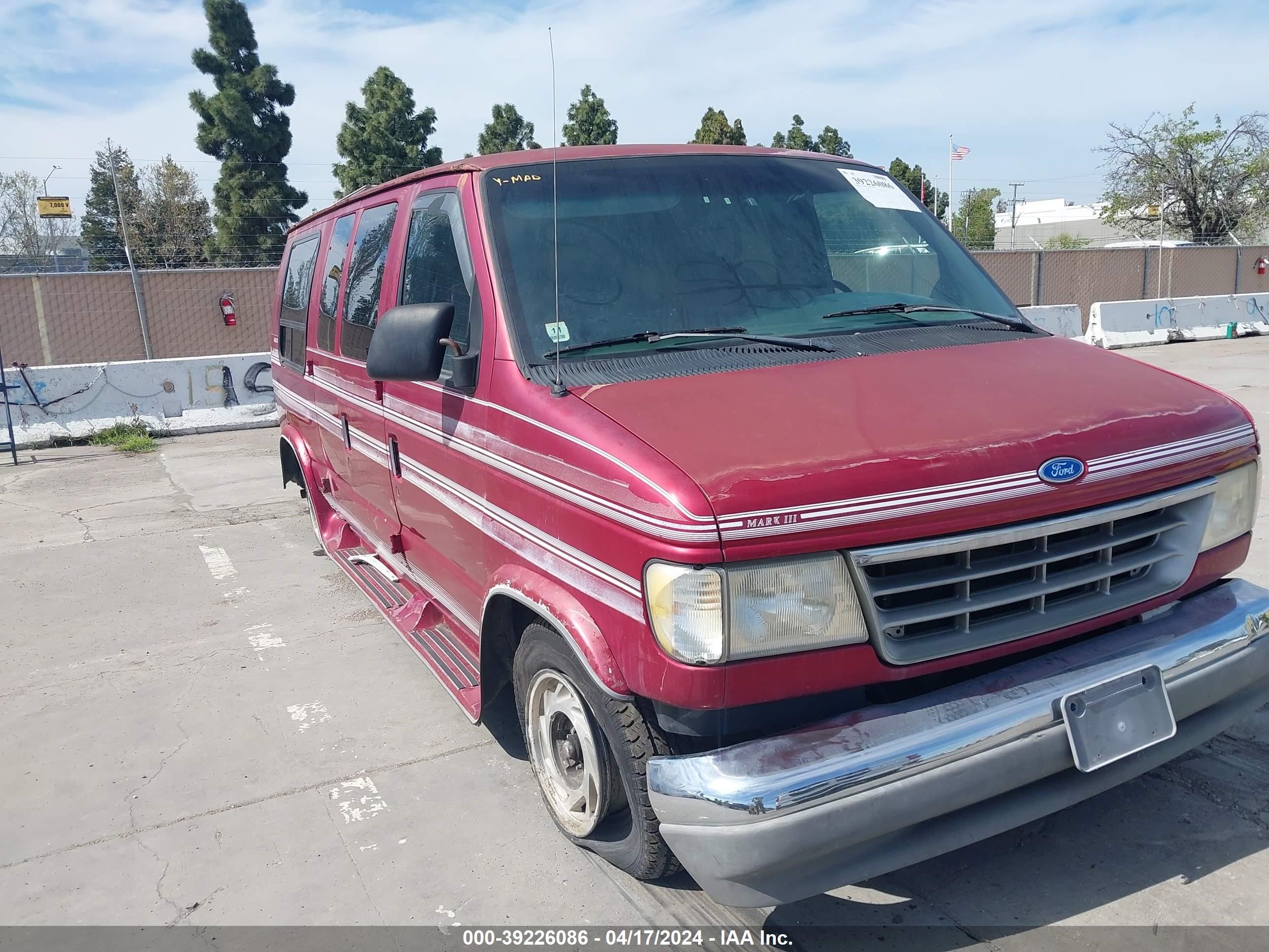 Photo 11 VIN: 1FDEE14Y0PHA29146 - FORD ECONOLINE 