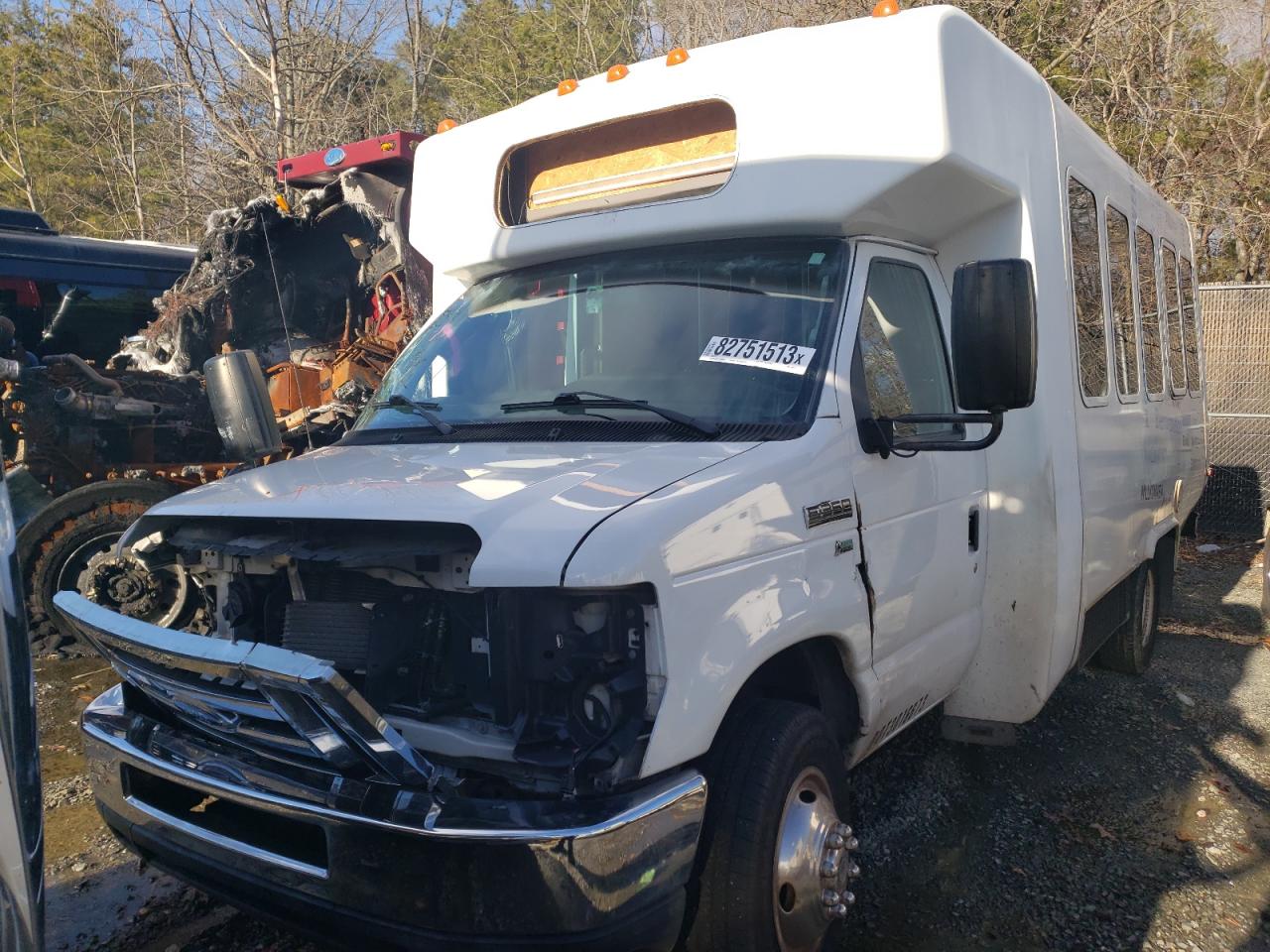 Photo 4 VIN: 1FDEE3FL1FDA06929 - FORD ECONOLINE 