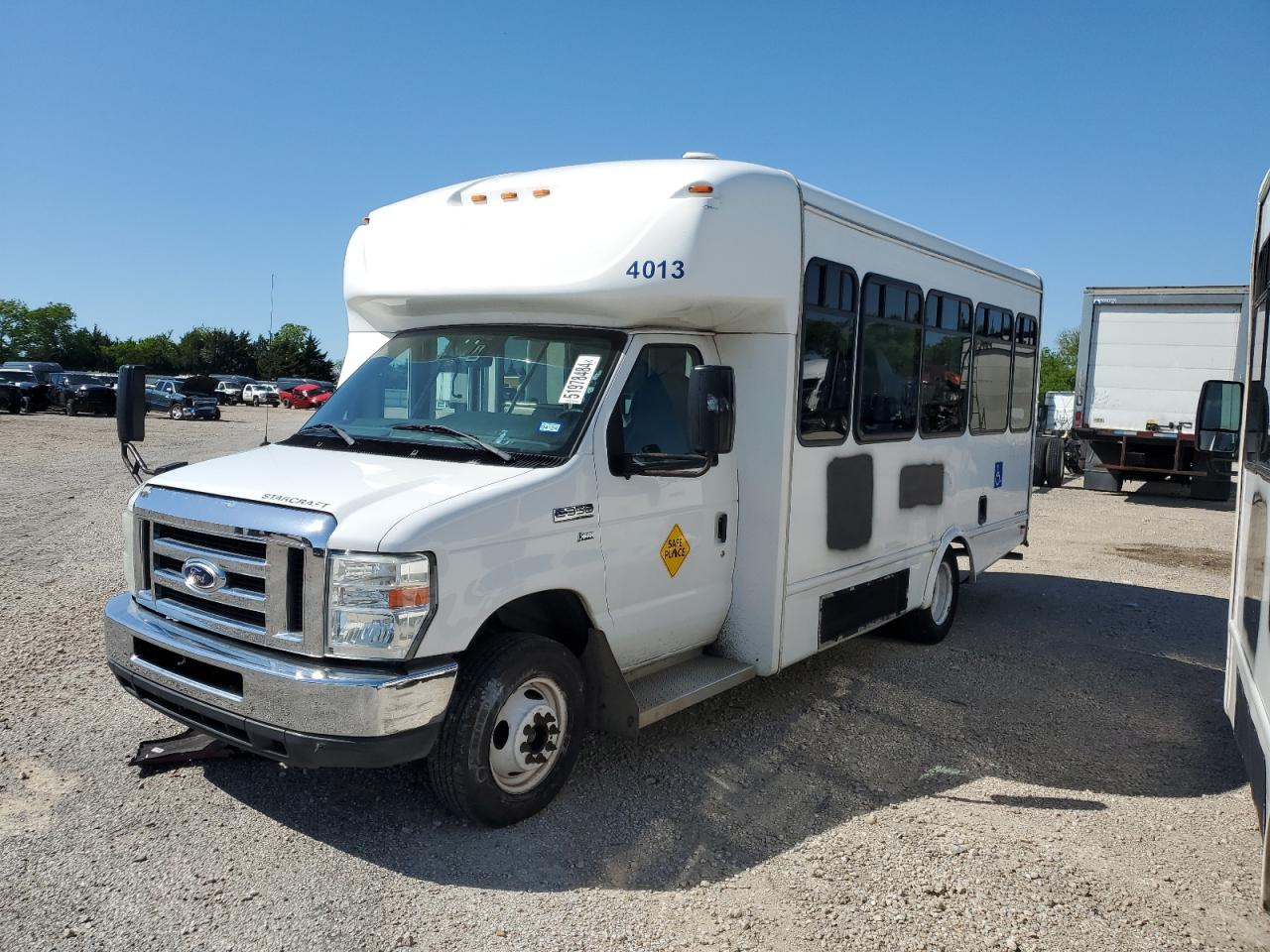 Photo 1 VIN: 1FDEE3FL6GDC28285 - FORD ECONOLINE 