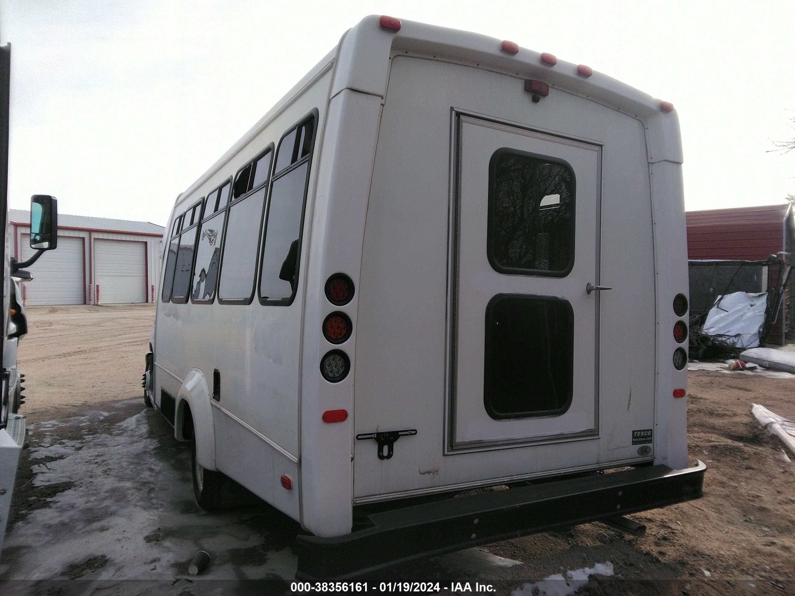 Photo 2 VIN: 1FDEE3FS3KDC07359 - FORD ECONOLINE 