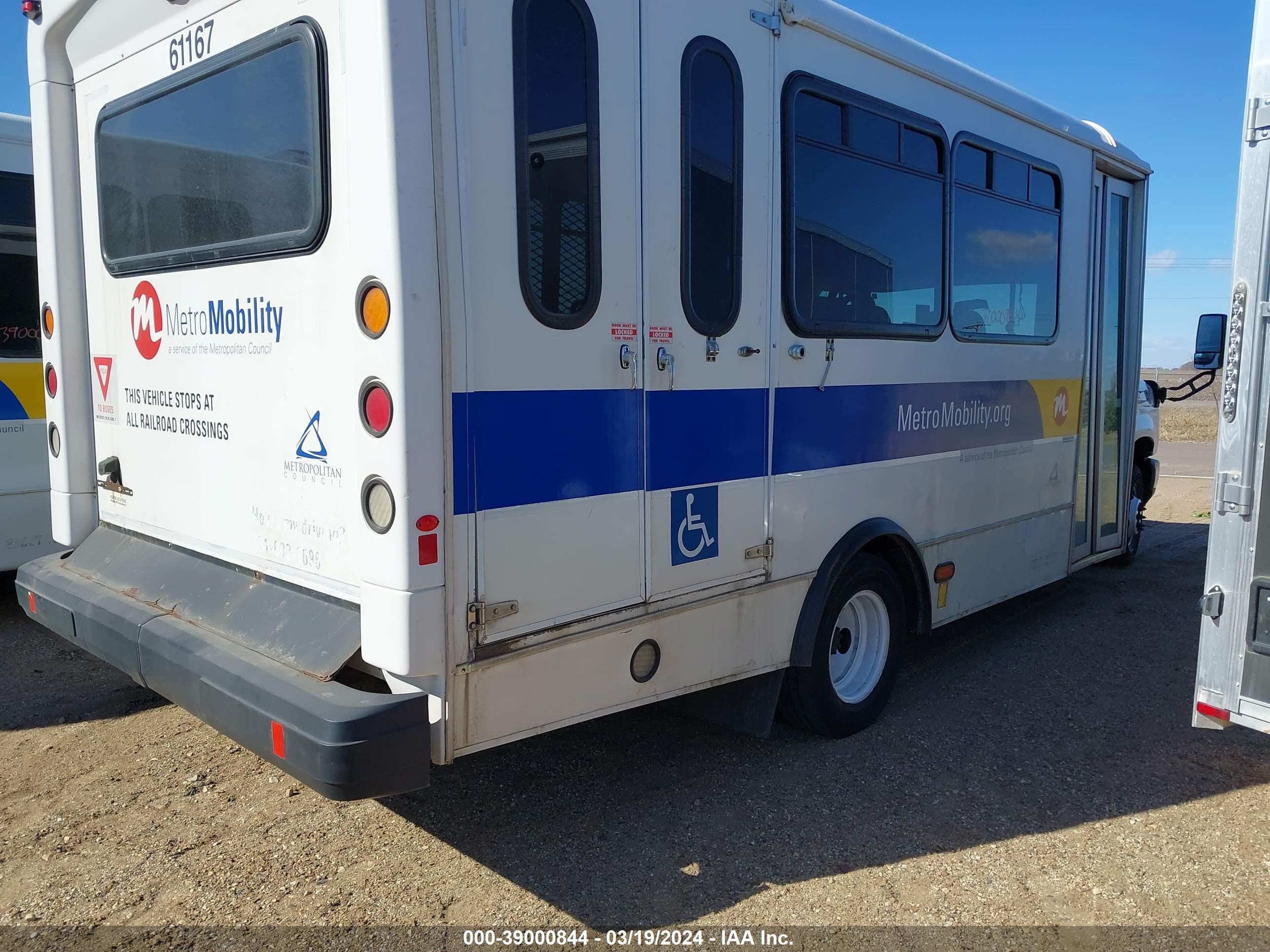 Photo 3 VIN: 1FDEE4FL8FDA23832 - FORD ECONOLINE 