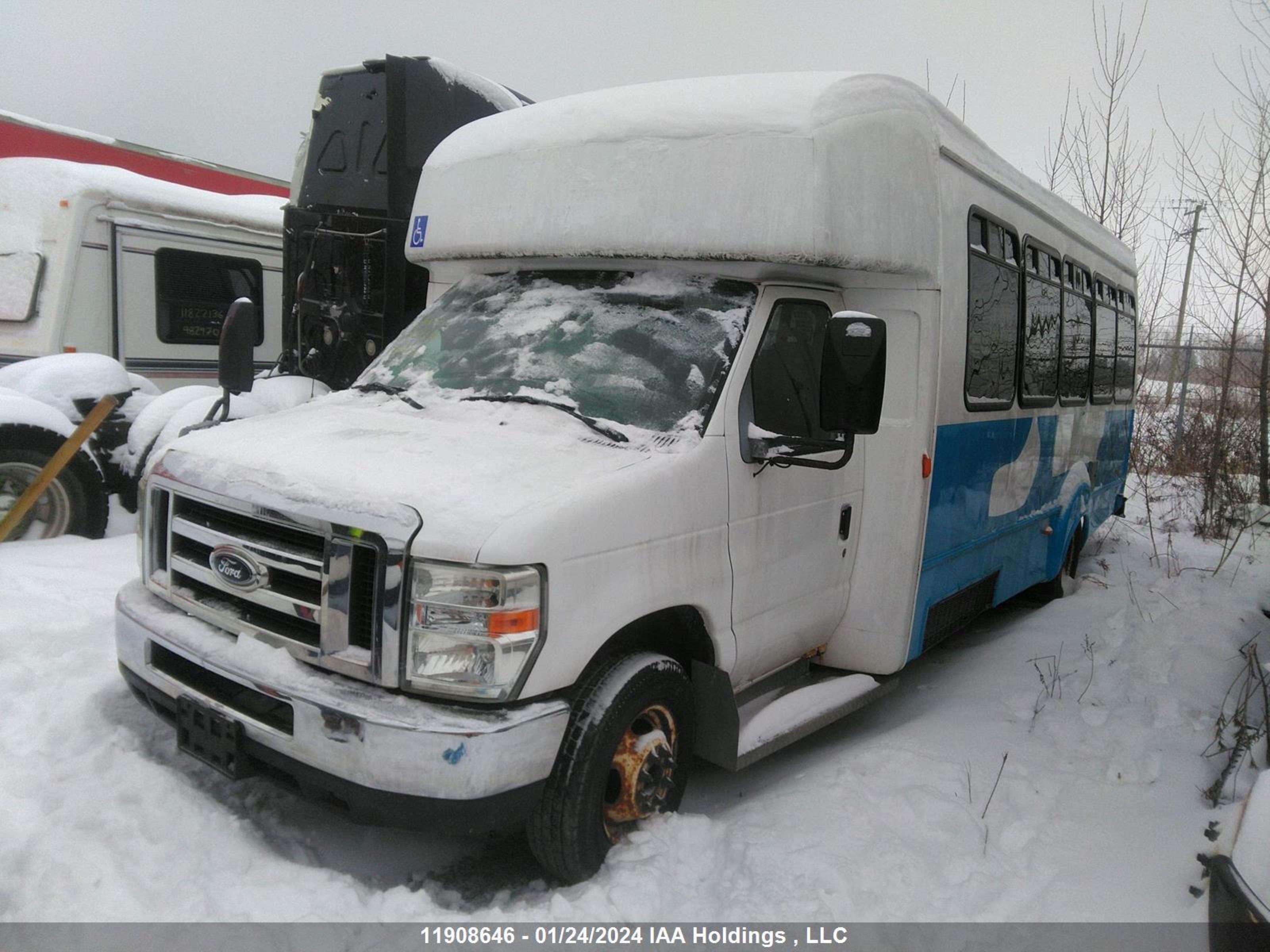 Photo 1 VIN: 1FDFE45S29DA87611 - FORD ECONOLINE 