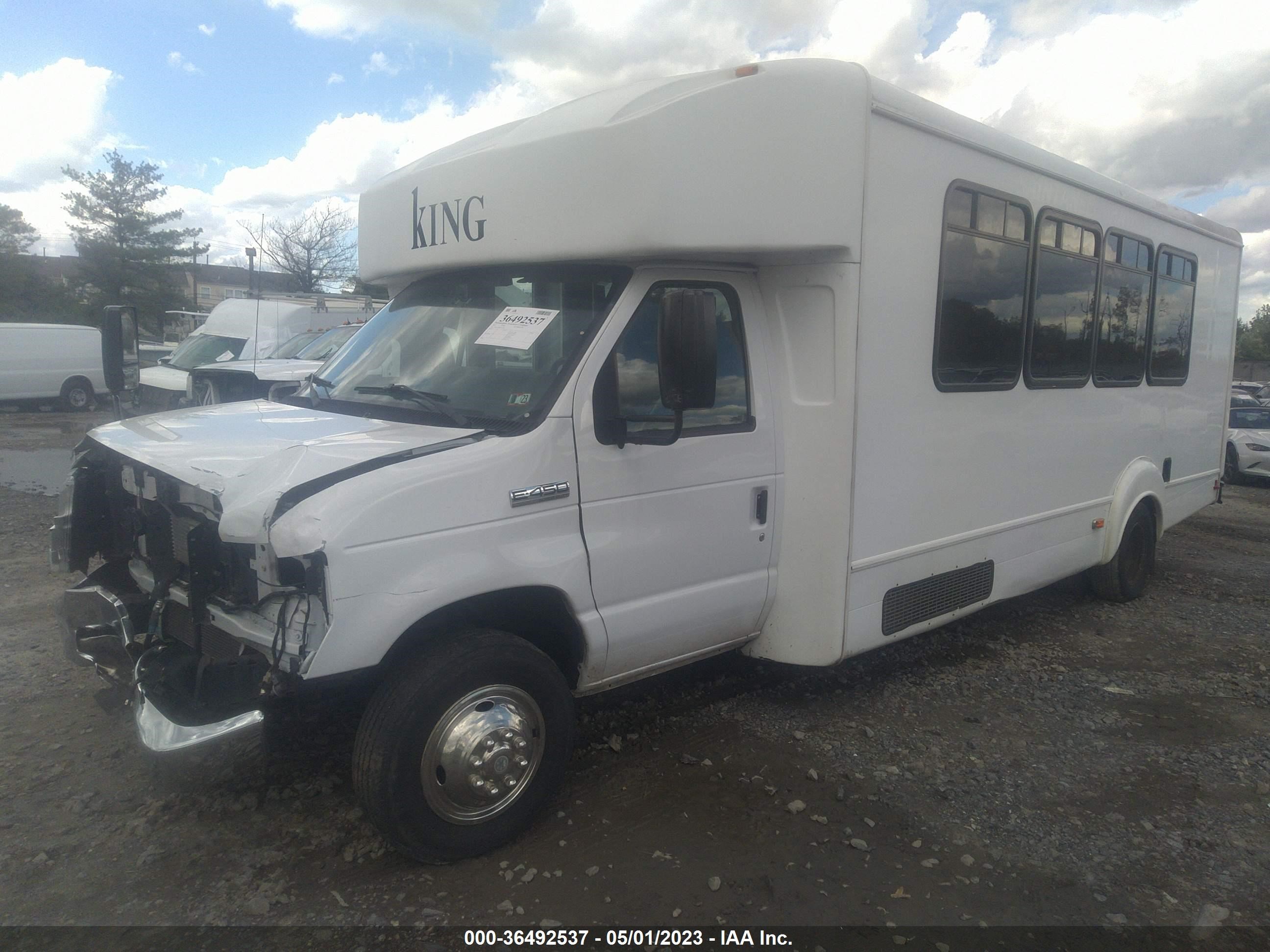 Photo 1 VIN: 1FDFE4FS0GDC34410 - FORD ECONOLINE 