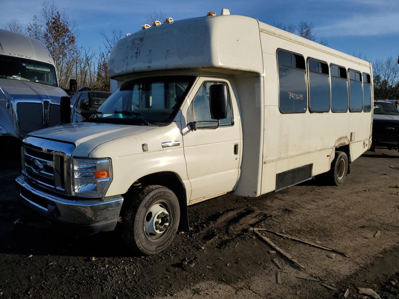 Photo 1 VIN: 1FDFE4FS4EDA41089 - FORD ECONOLINE 