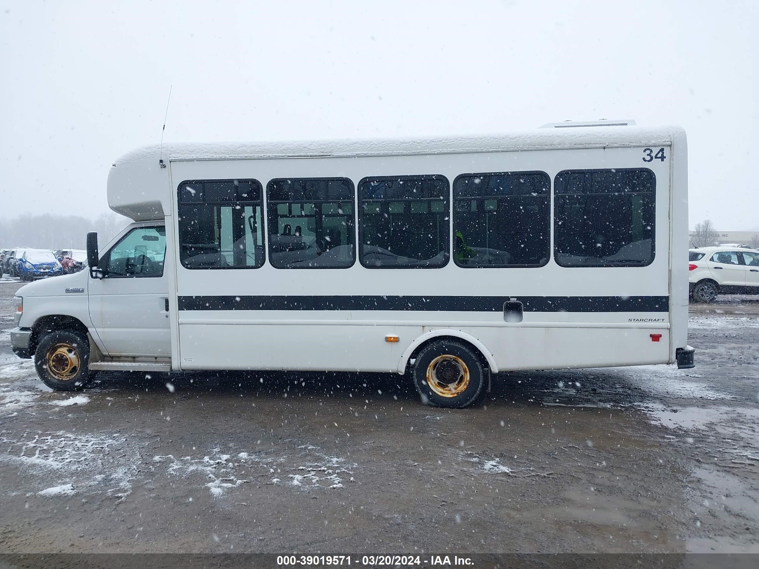 Photo 14 VIN: 1FDFE4FS7GDC05745 - FORD ECONOLINE 