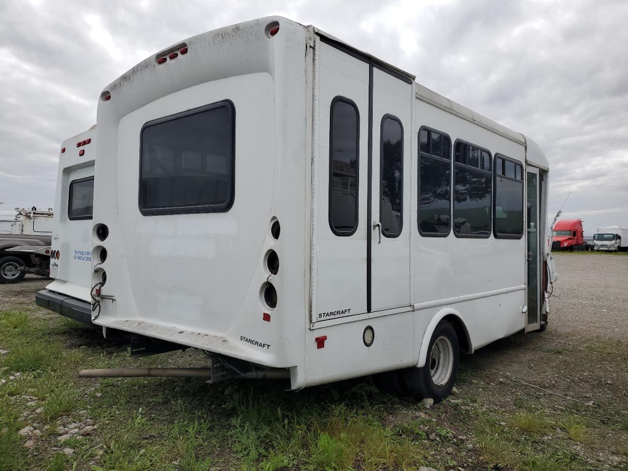 Photo 2 VIN: 1FDFE4FSXHDC47246 - FORD ECONOLINE 