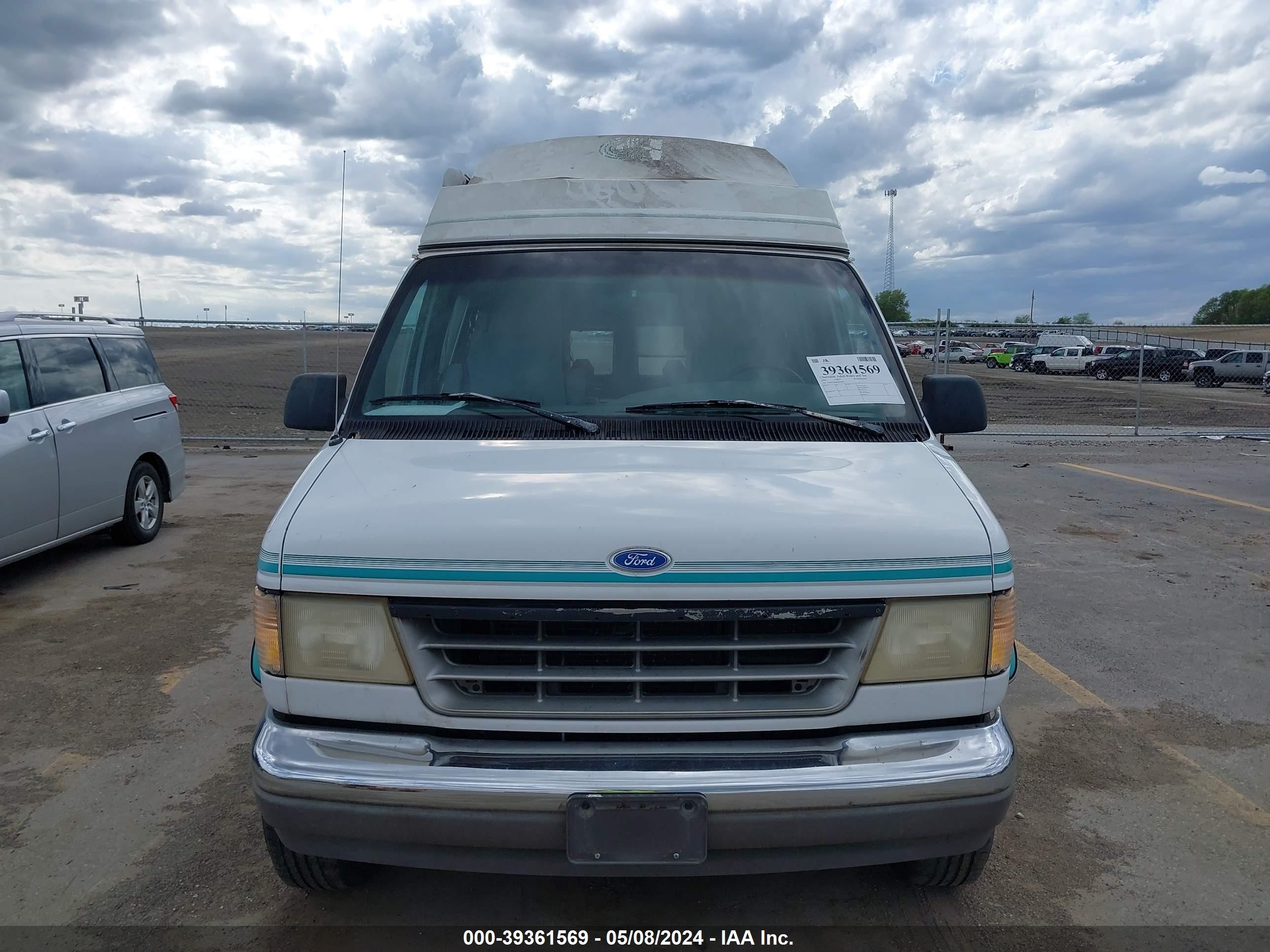 Photo 5 VIN: 1FDHS24H0RHB01686 - FORD ECONOLINE 