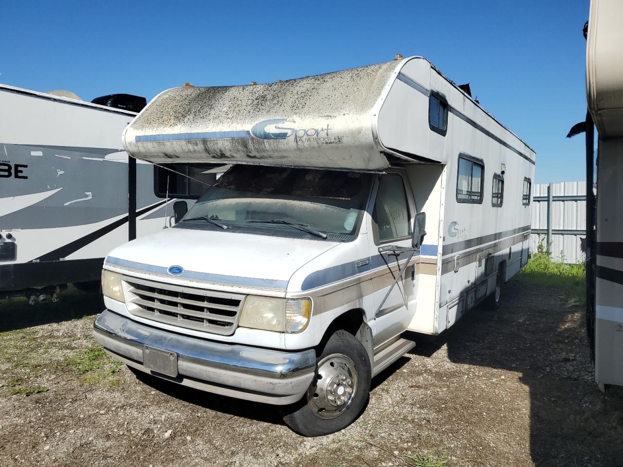 Photo 1 VIN: 1FDKE30G4SHB09098 - FORD ECONOLINE 