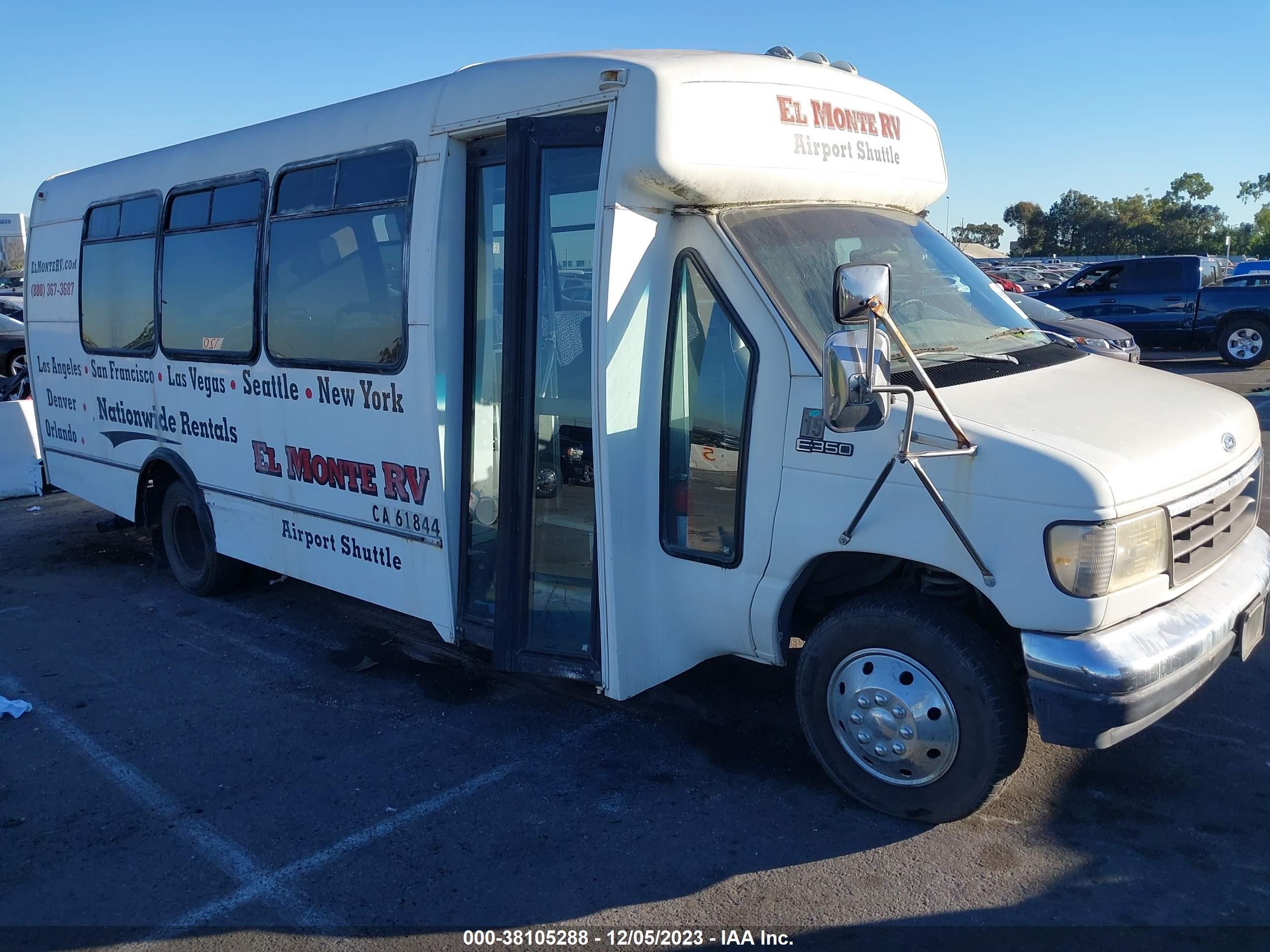 Photo 0 VIN: 1FDKE30G6NHA99372 - FORD ECONOLINE 