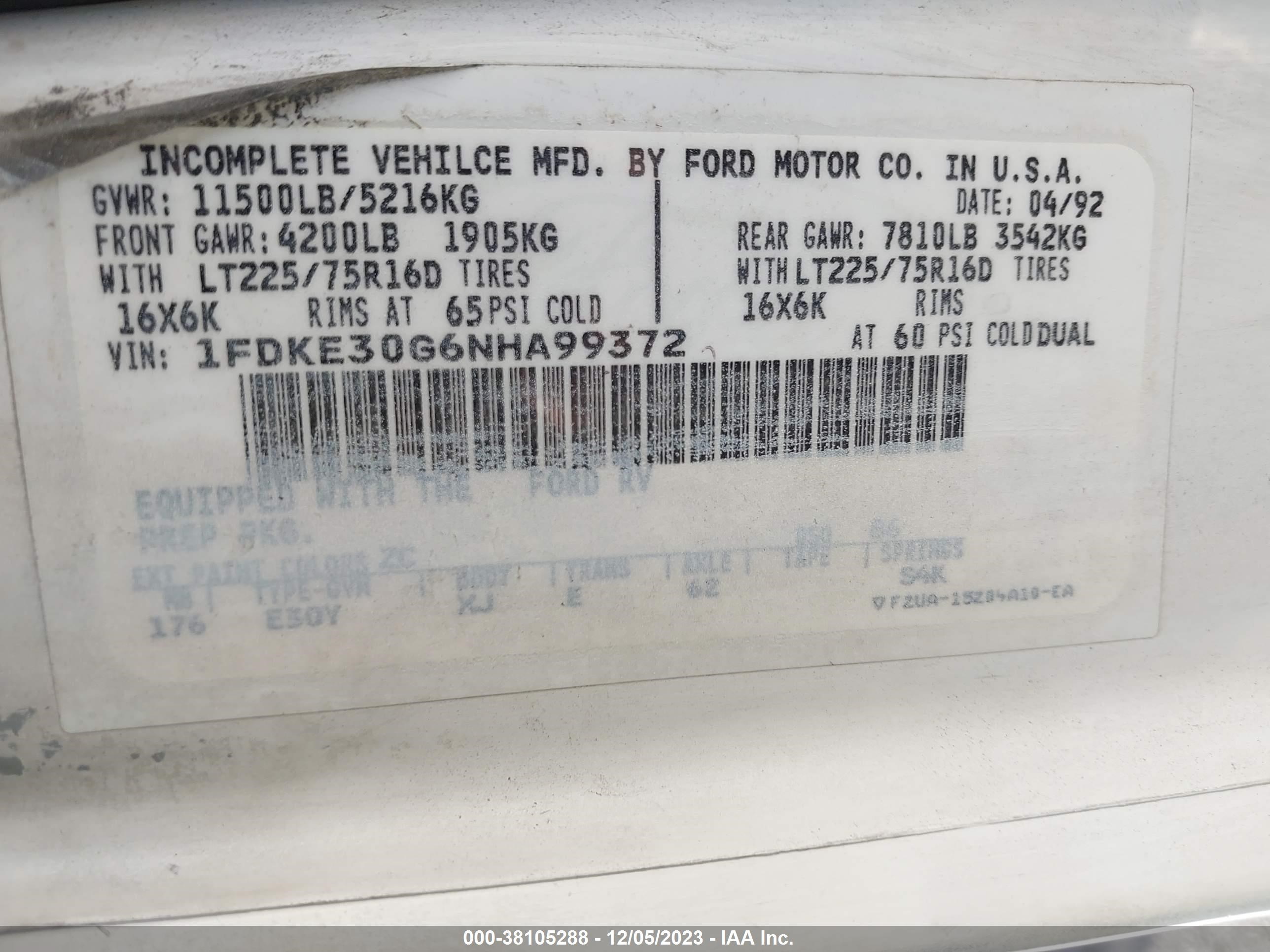 Photo 8 VIN: 1FDKE30G6NHA99372 - FORD ECONOLINE 