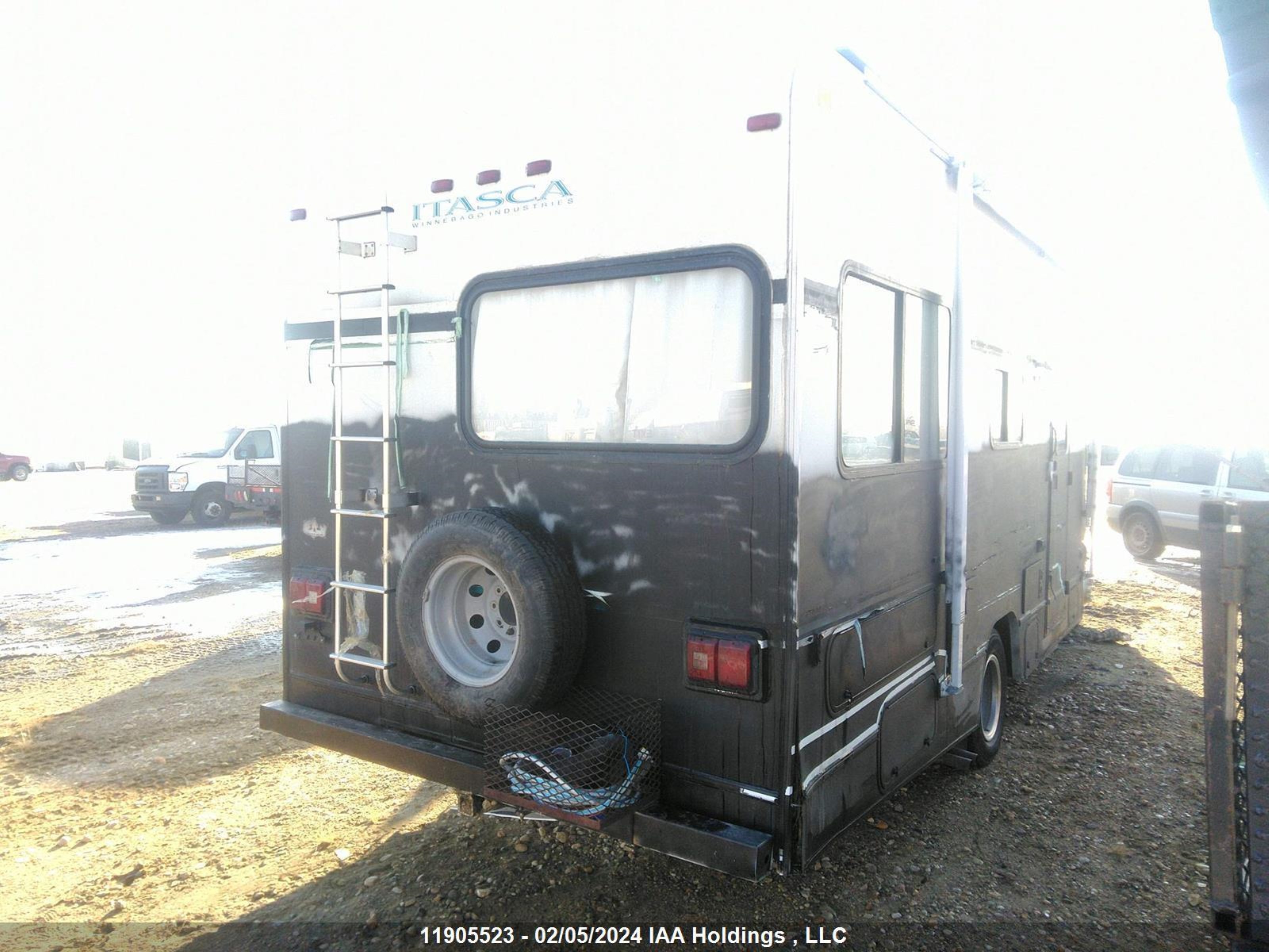 Photo 3 VIN: 1FDKE30G8THA30972 - FORD ECONOLINE 