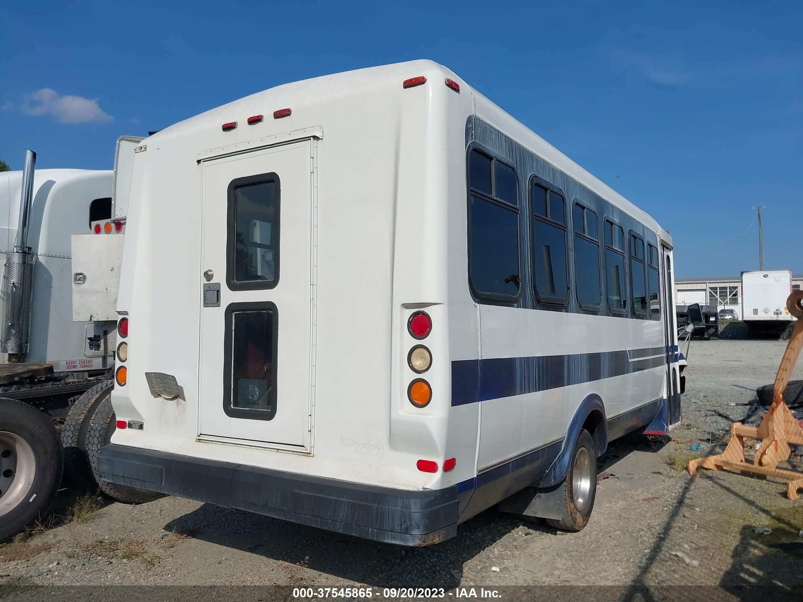 Photo 3 VIN: 1FDKE30GXSHB21997 - FORD ECONOLINE 