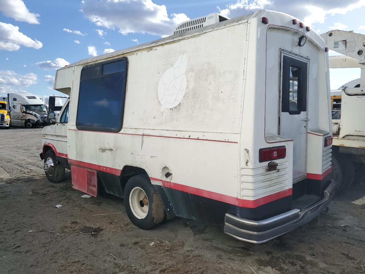 Photo 1 VIN: 1FDKE30L0HHC10161 - FORD ECONOLINE 