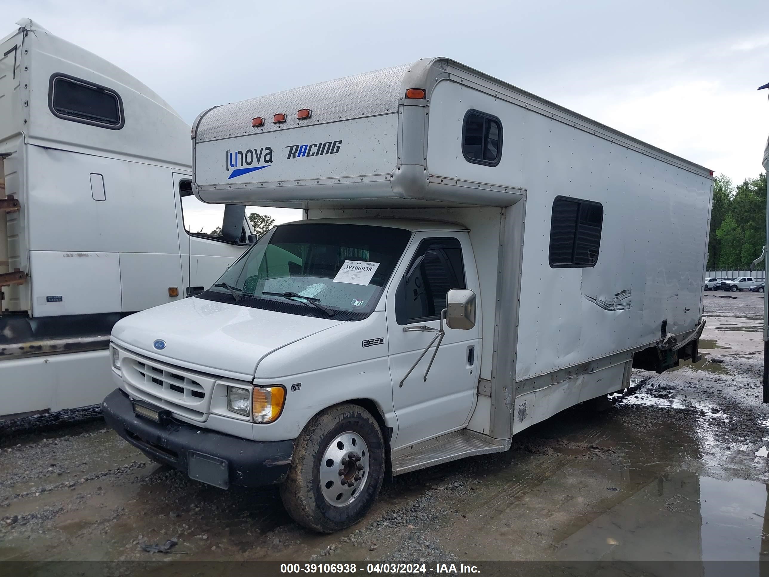 Photo 1 VIN: 1FDKE30S3VHB78809 - FORD ECONOLINE 