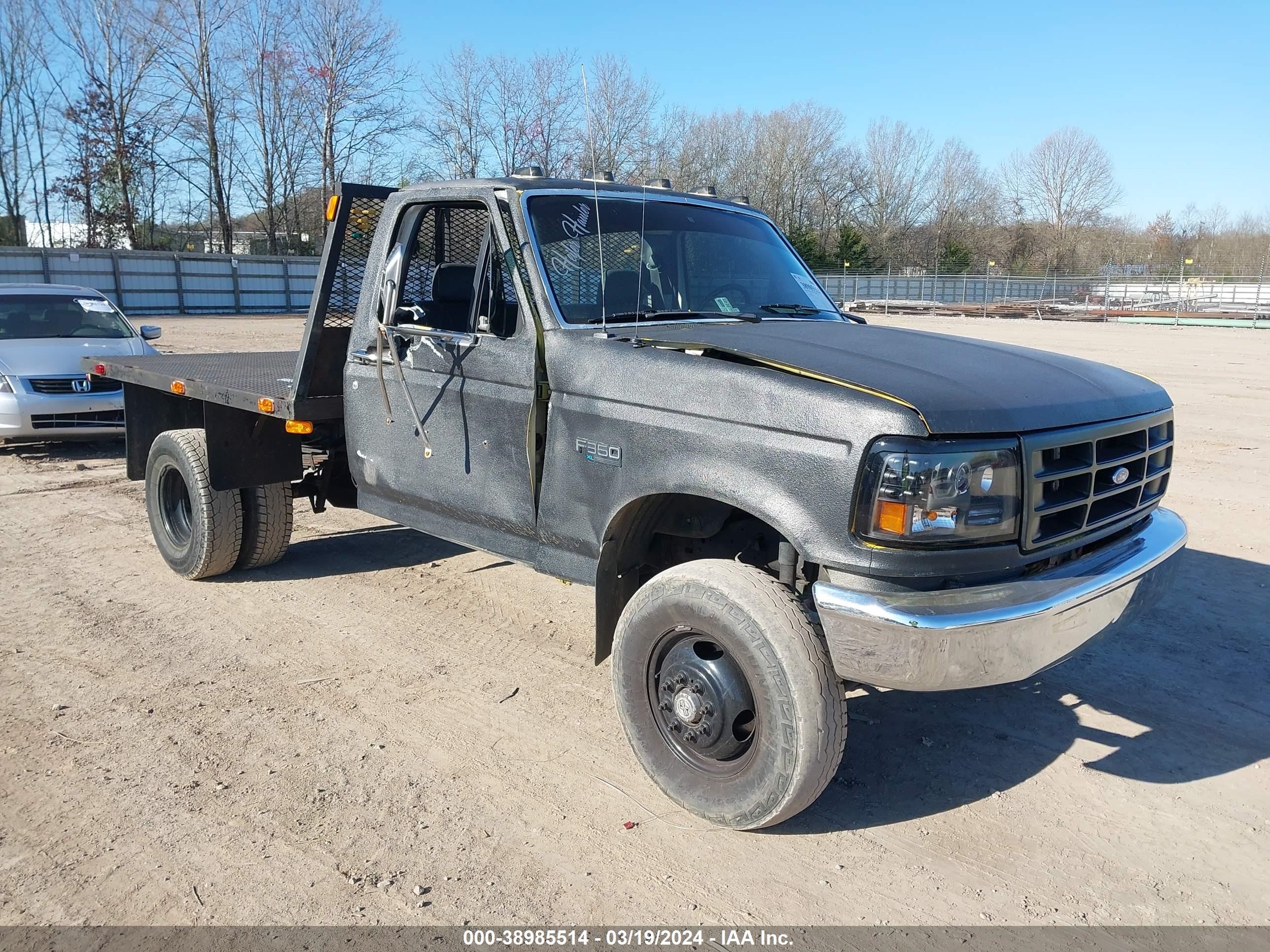 Photo 0 VIN: 1FDKF38M9PNA85980 - FORD F350 