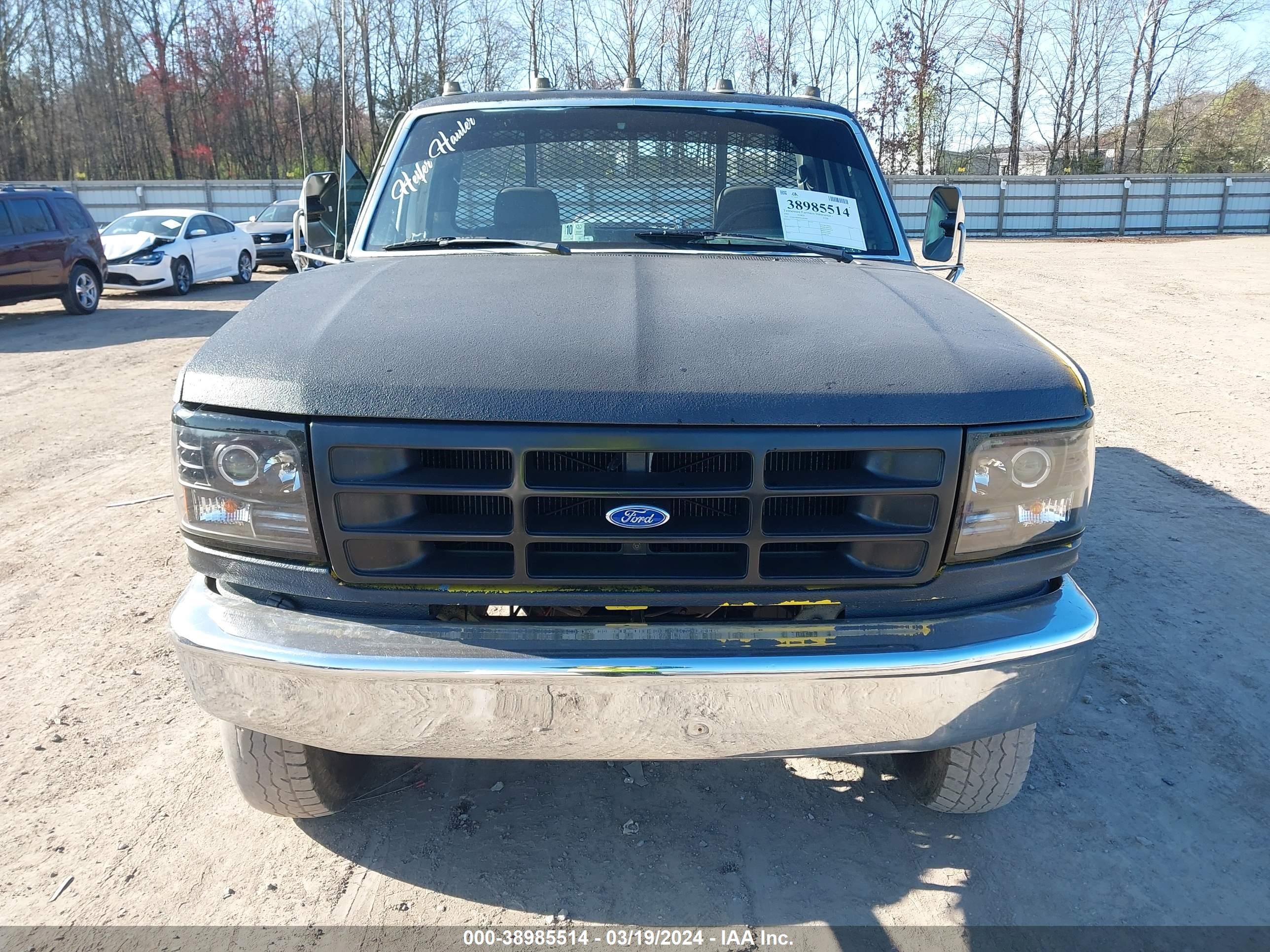 Photo 12 VIN: 1FDKF38M9PNA85980 - FORD F350 